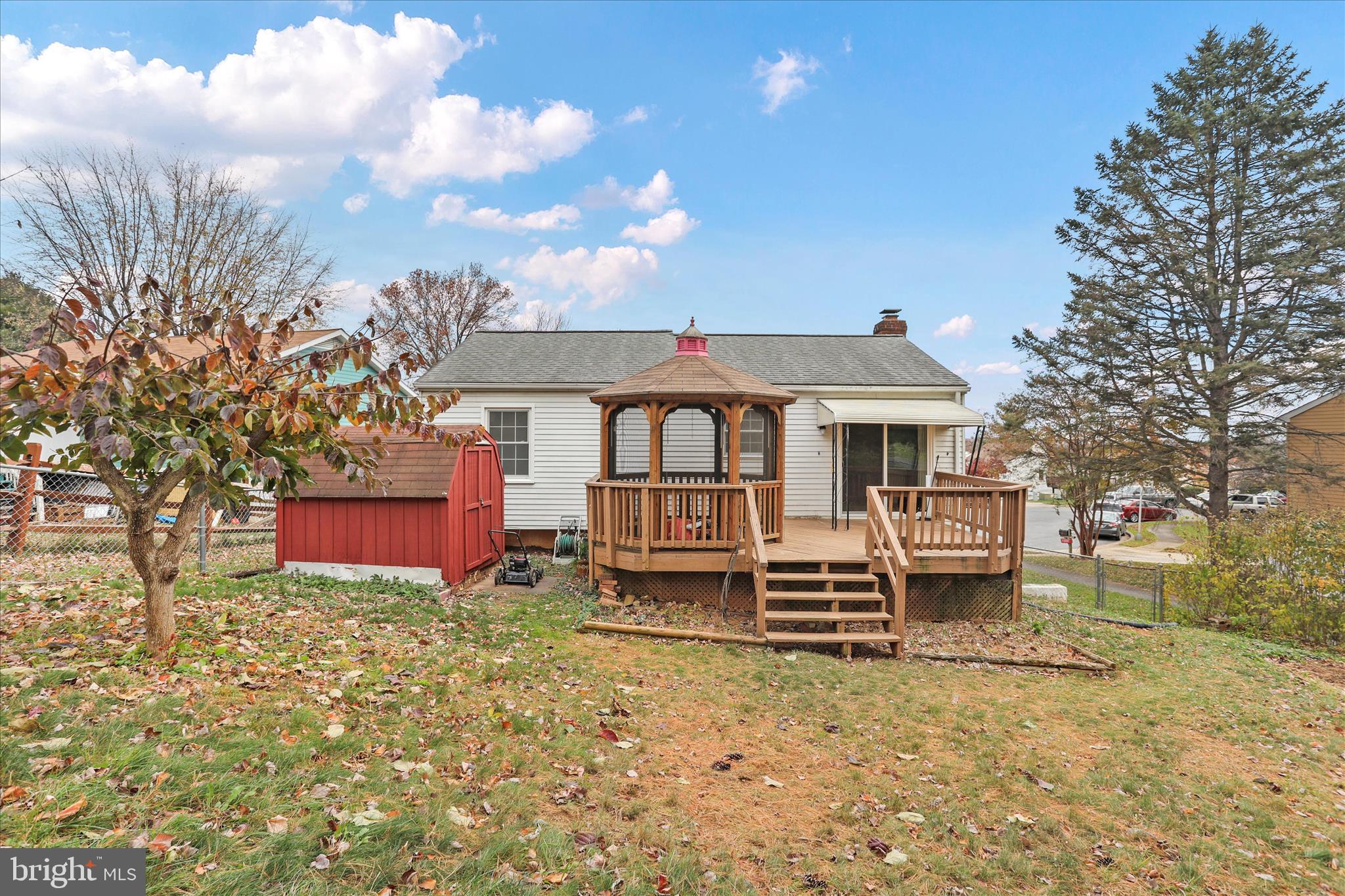 STONEGATE FARMS - Residential