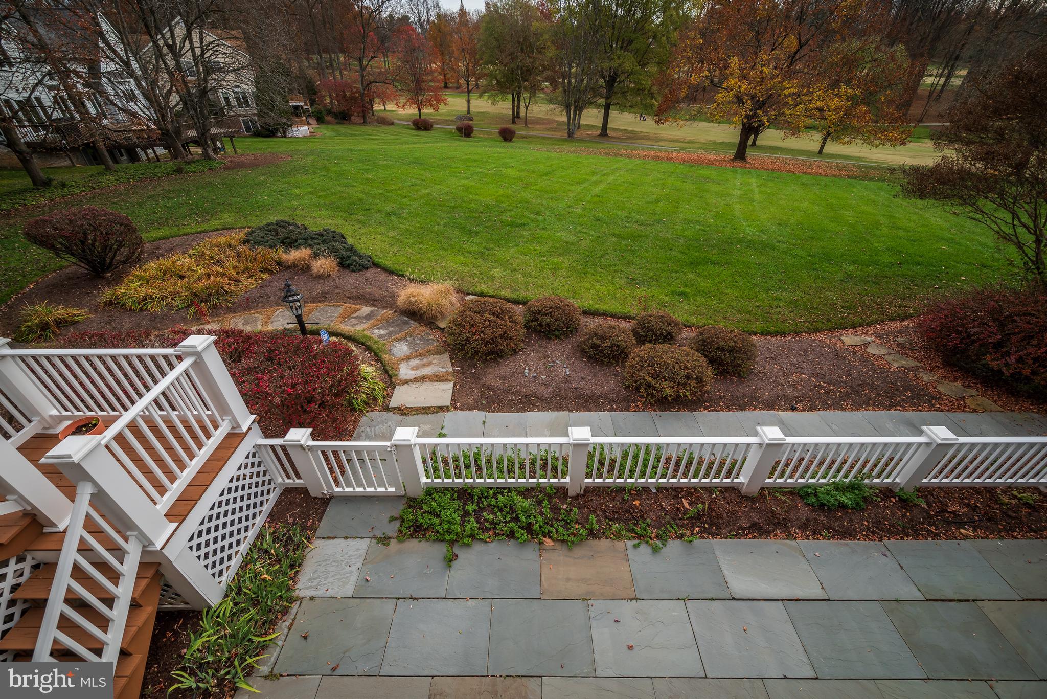 HOBBITS GLEN - Residential