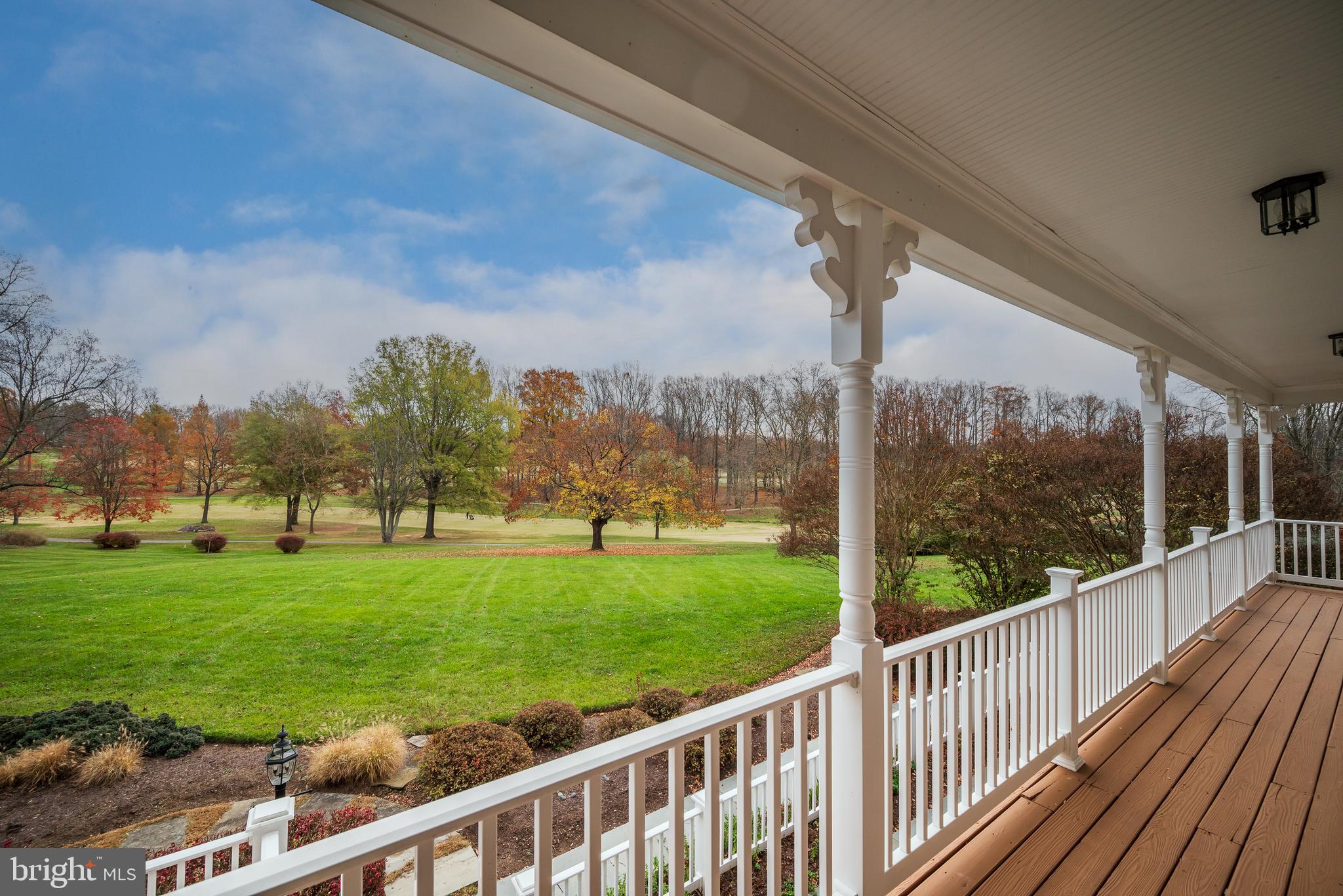 HOBBITS GLEN - Residential