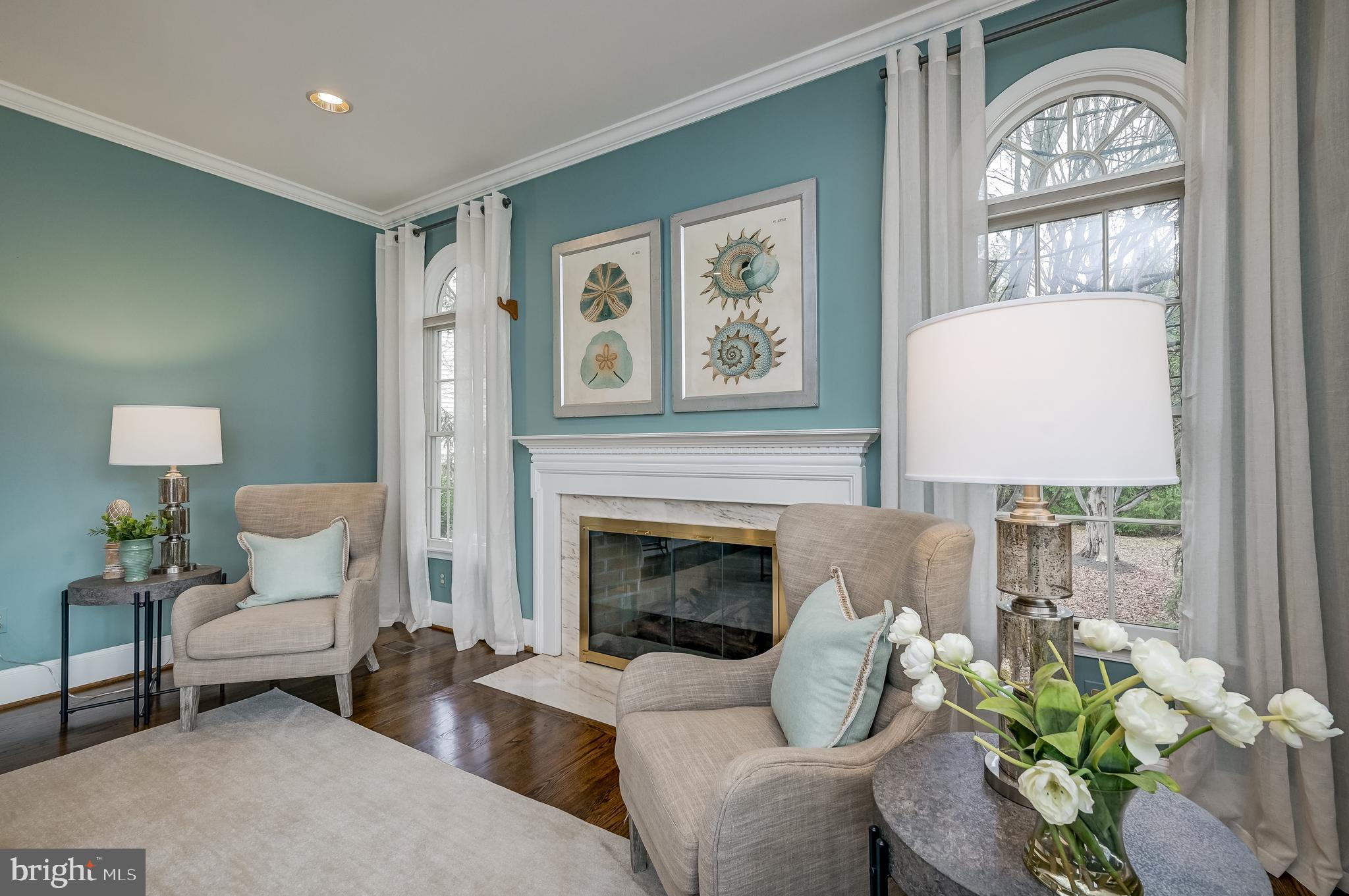 HOBBITS GLEN - Residential