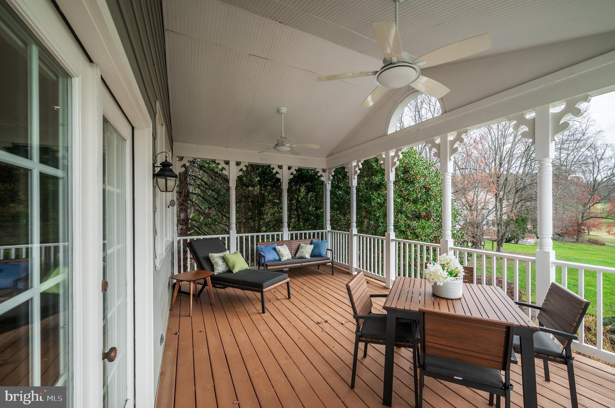 HOBBITS GLEN - Residential