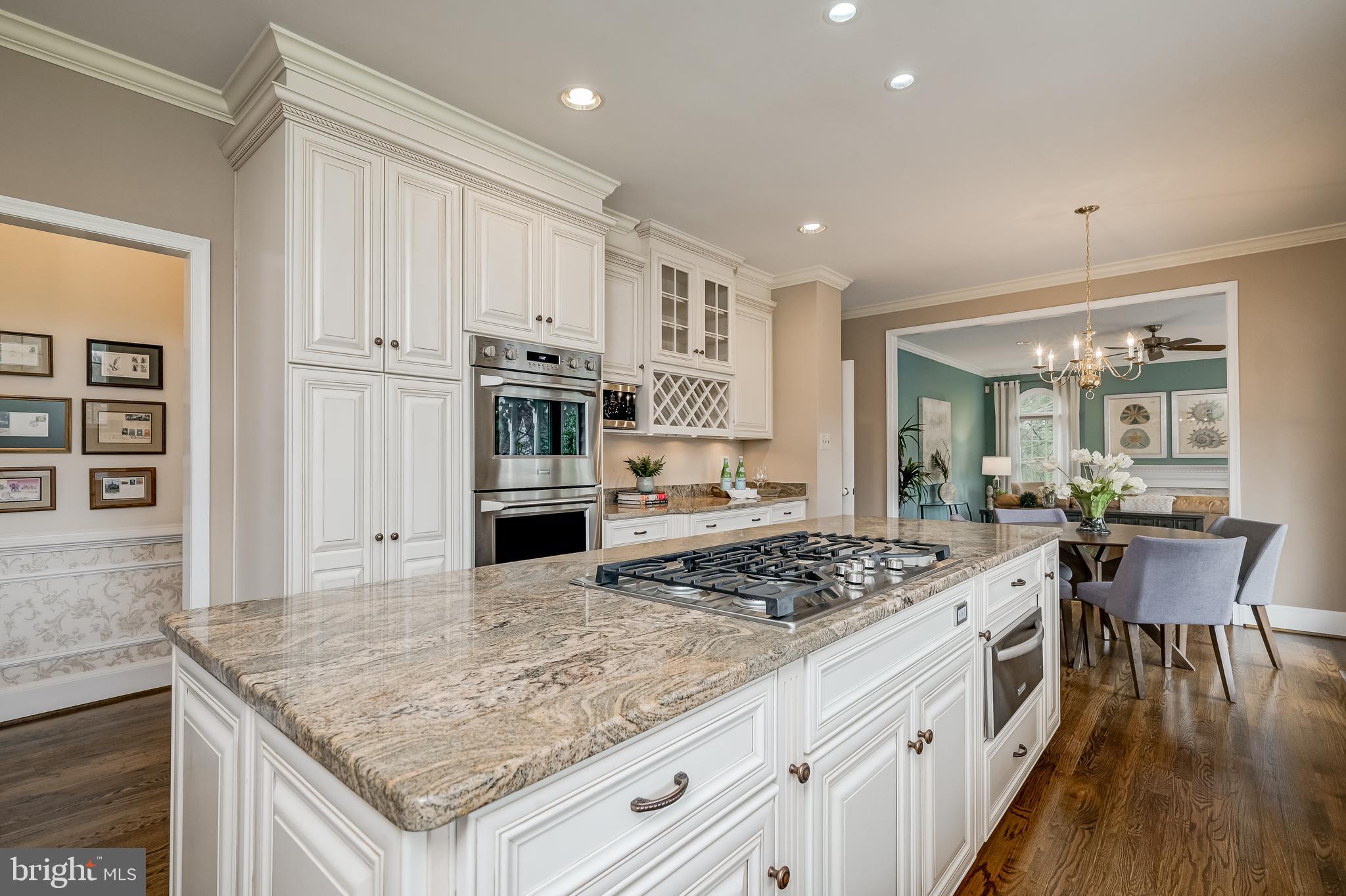 HOBBITS GLEN - Residential