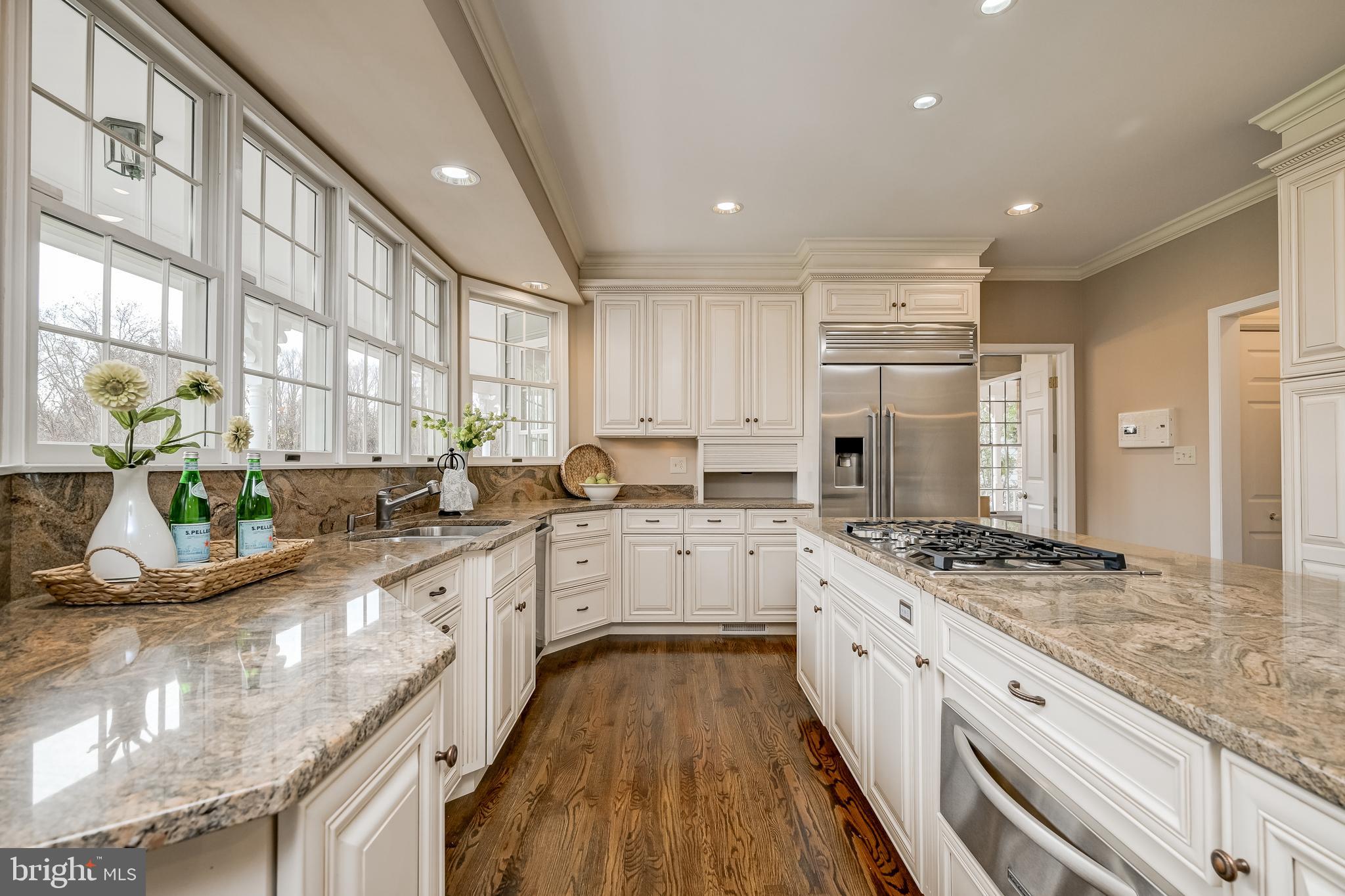 HOBBITS GLEN - Residential