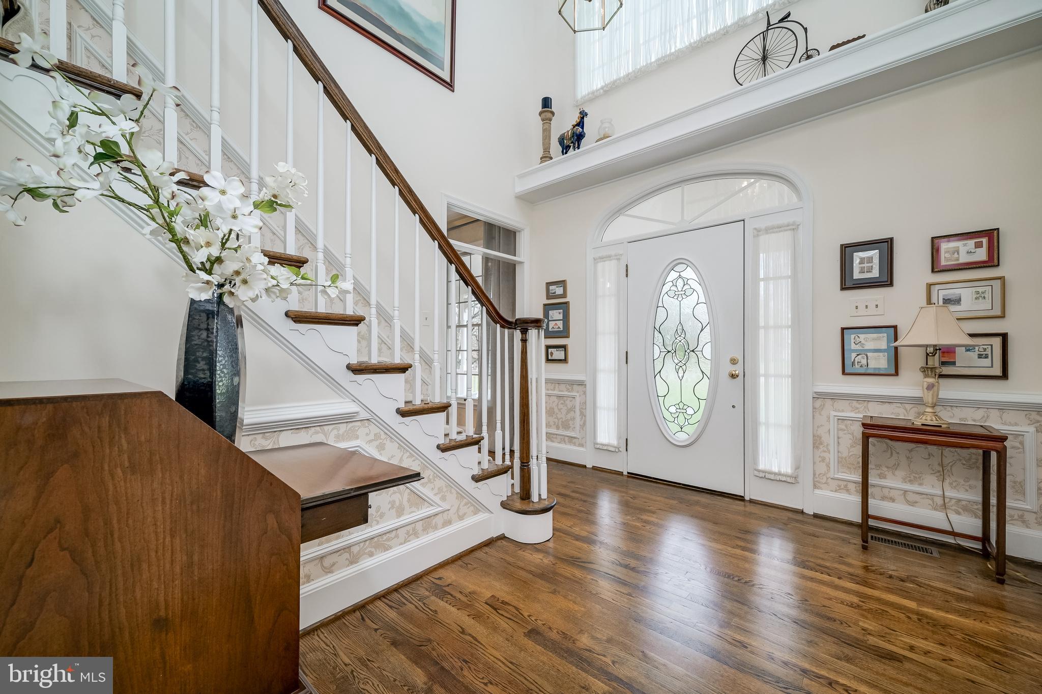 HOBBITS GLEN - Residential