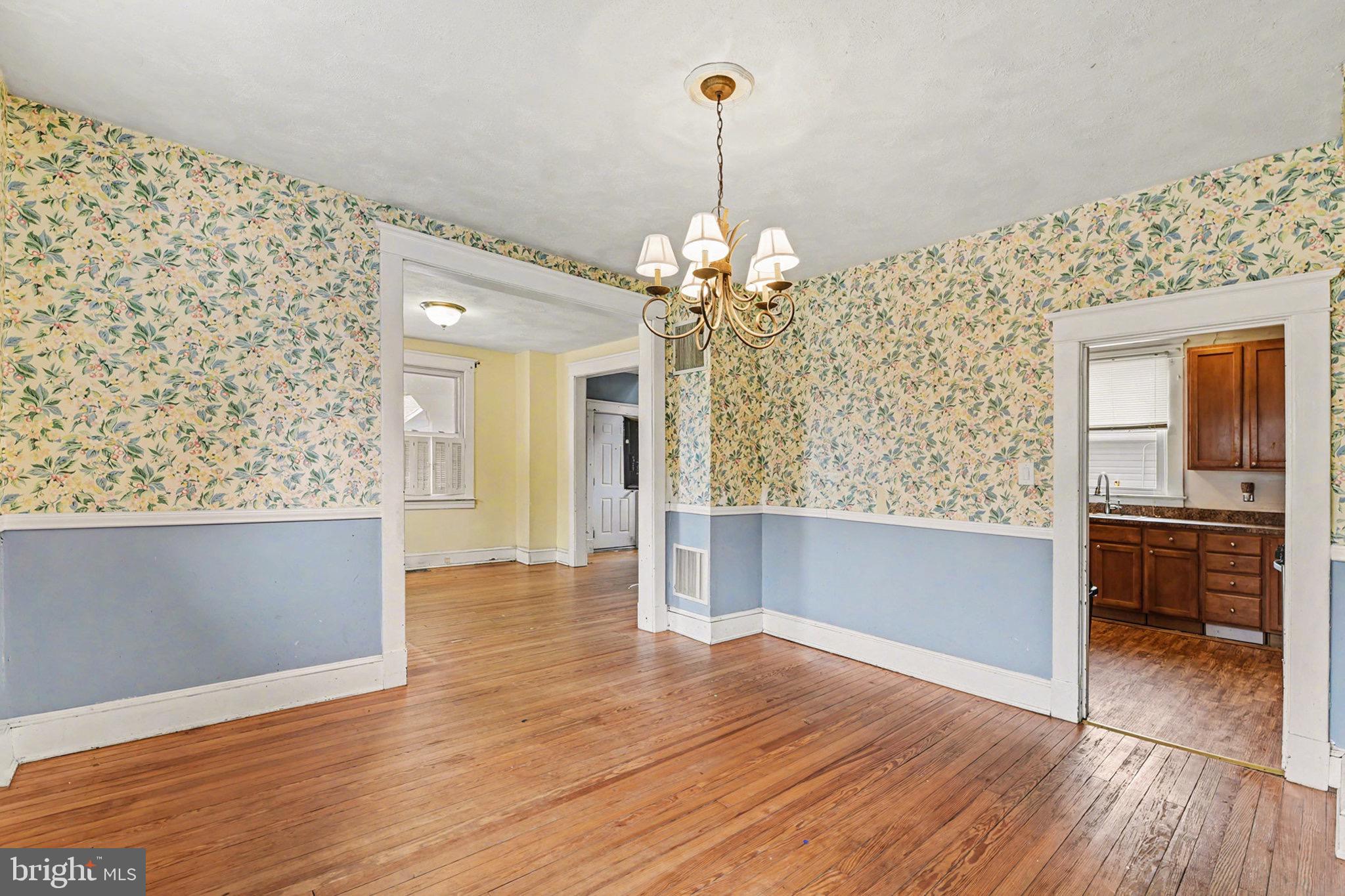 PARKVILLE - Residential