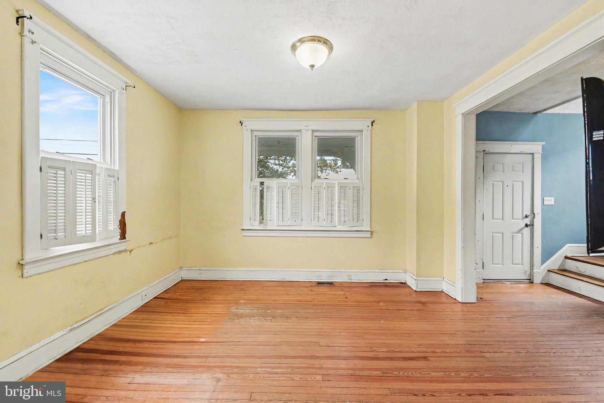 PARKVILLE - Residential