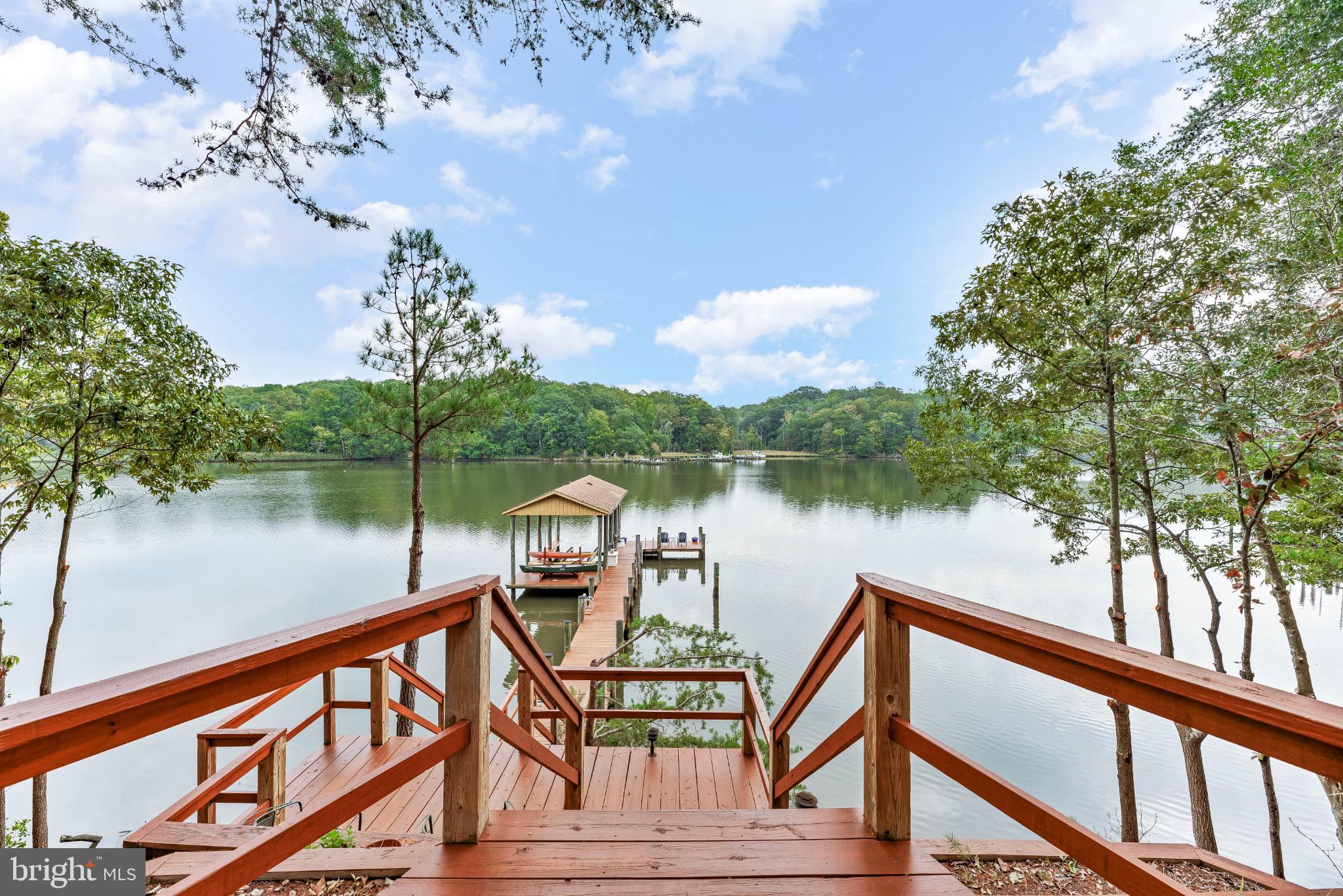 ST LEONARD SHORES - Residential