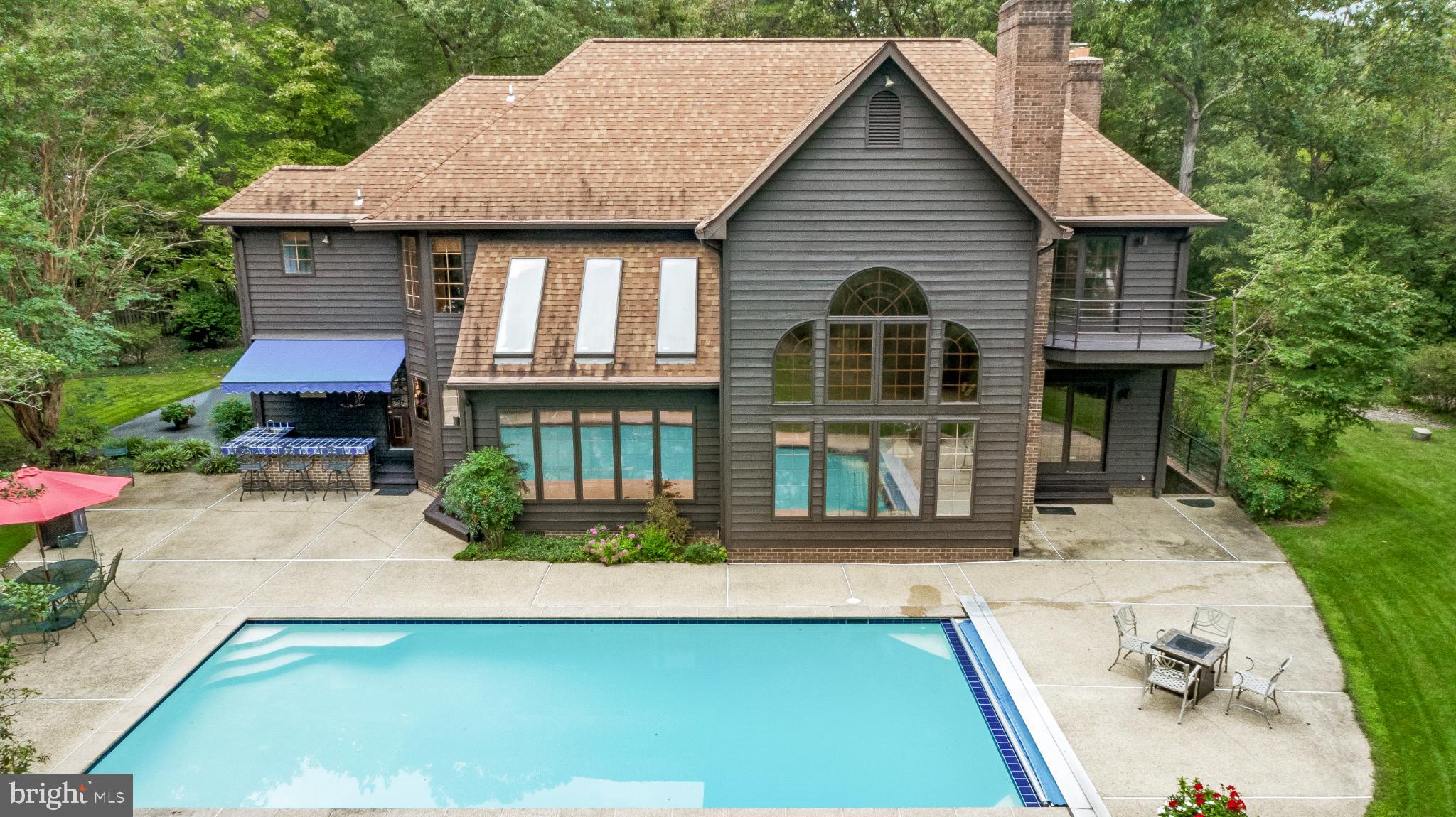 ST LEONARD SHORES - Residential