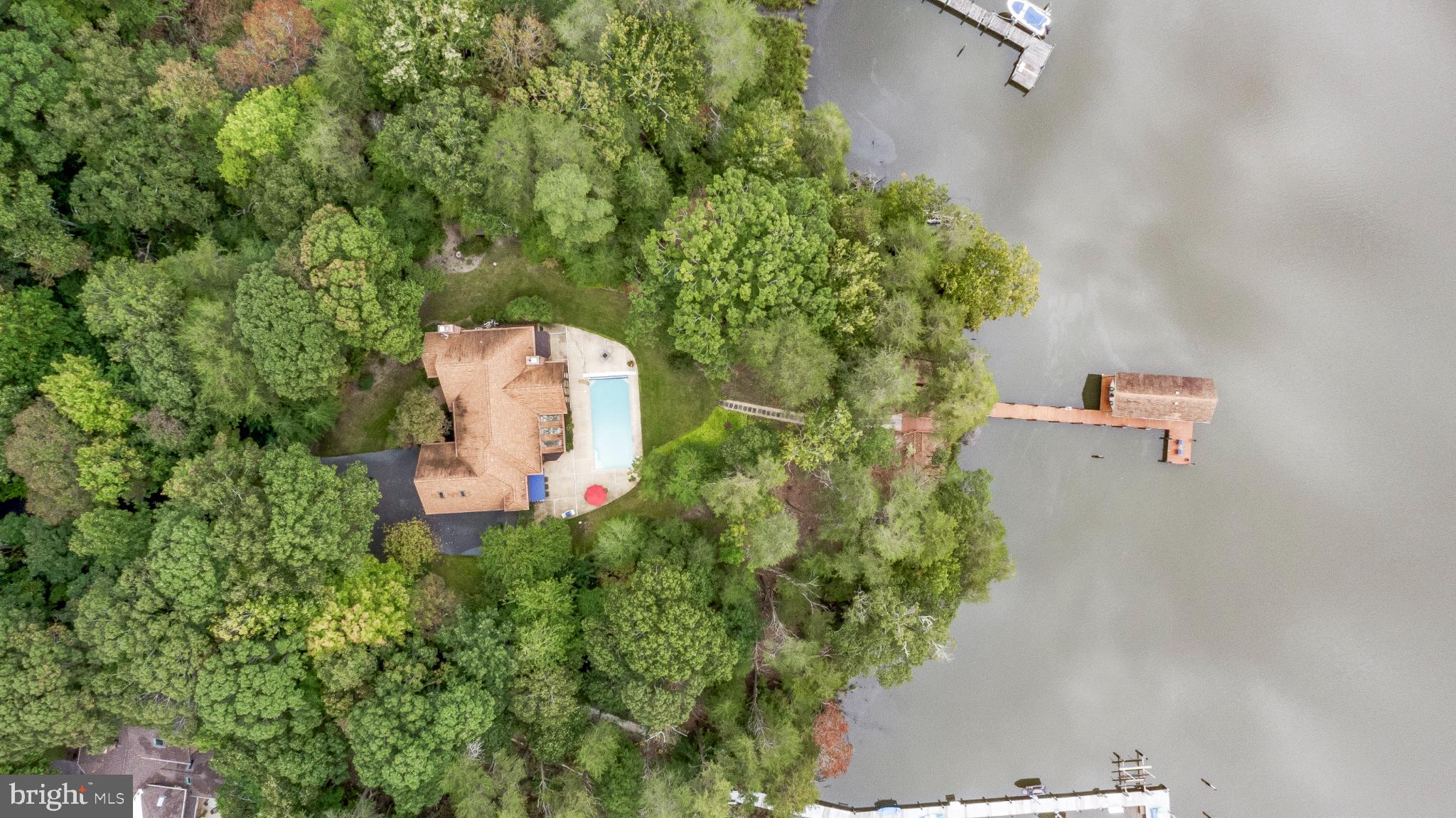 ST LEONARD SHORES - Residential