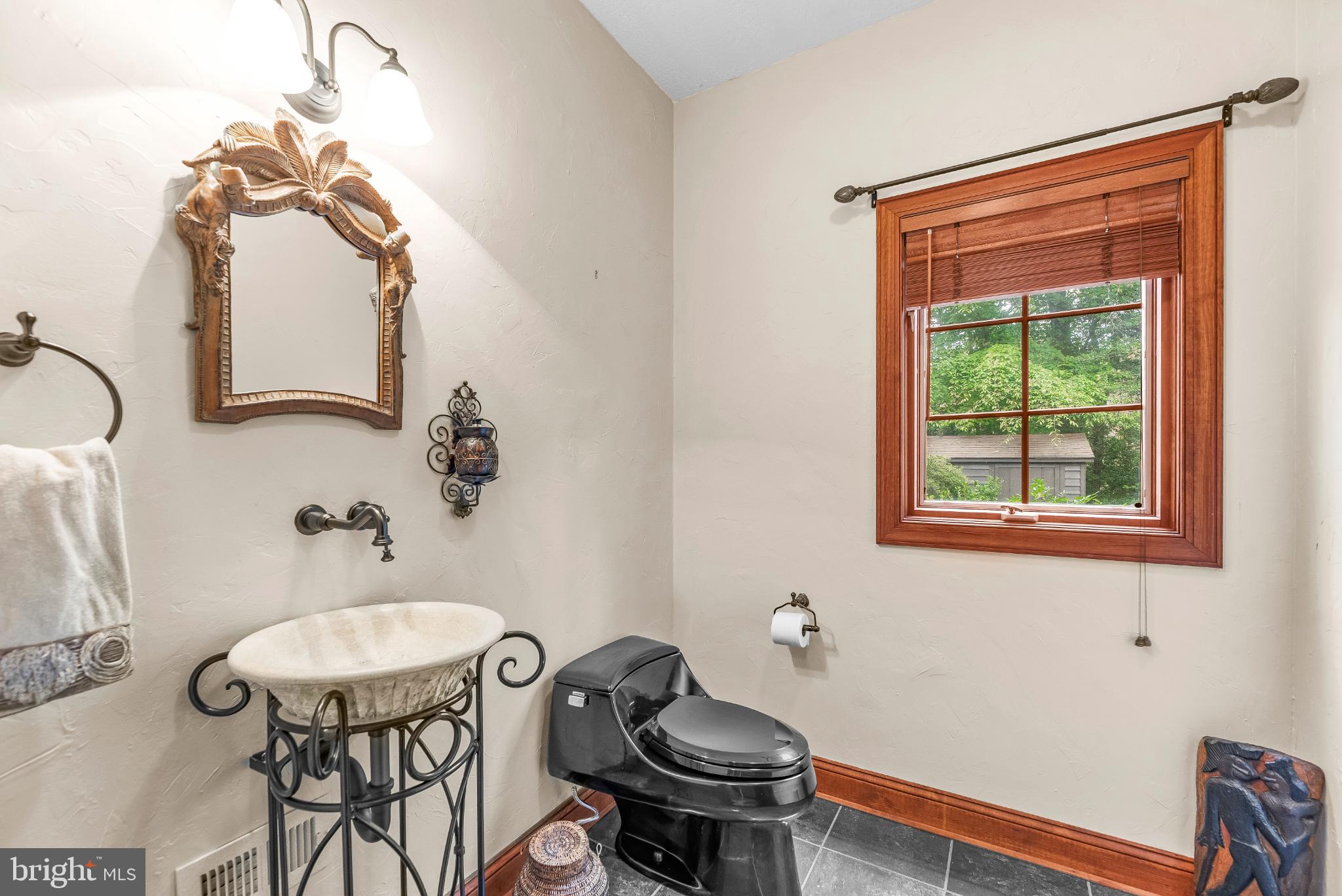 ST LEONARD SHORES - Residential