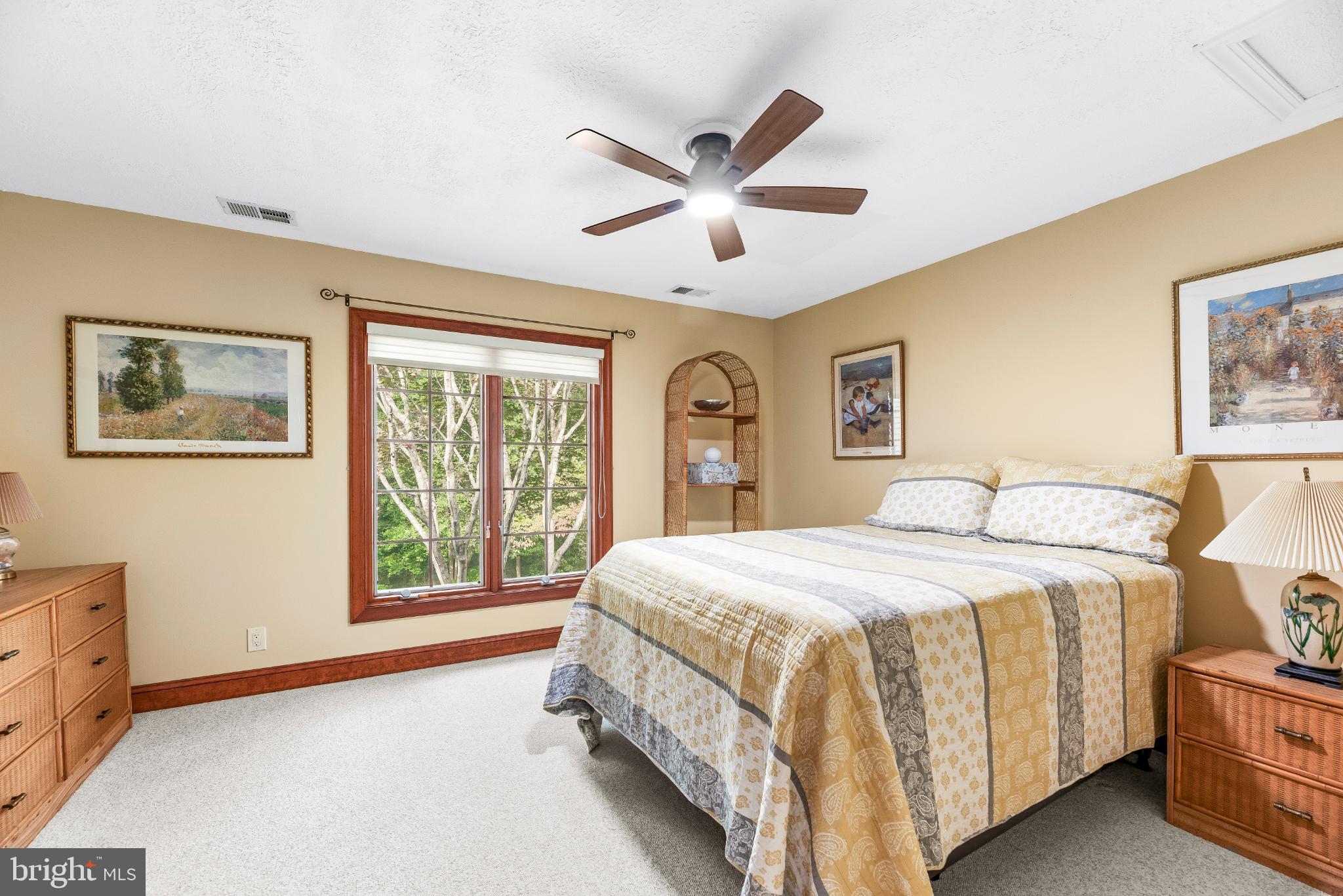 ST LEONARD SHORES - Residential