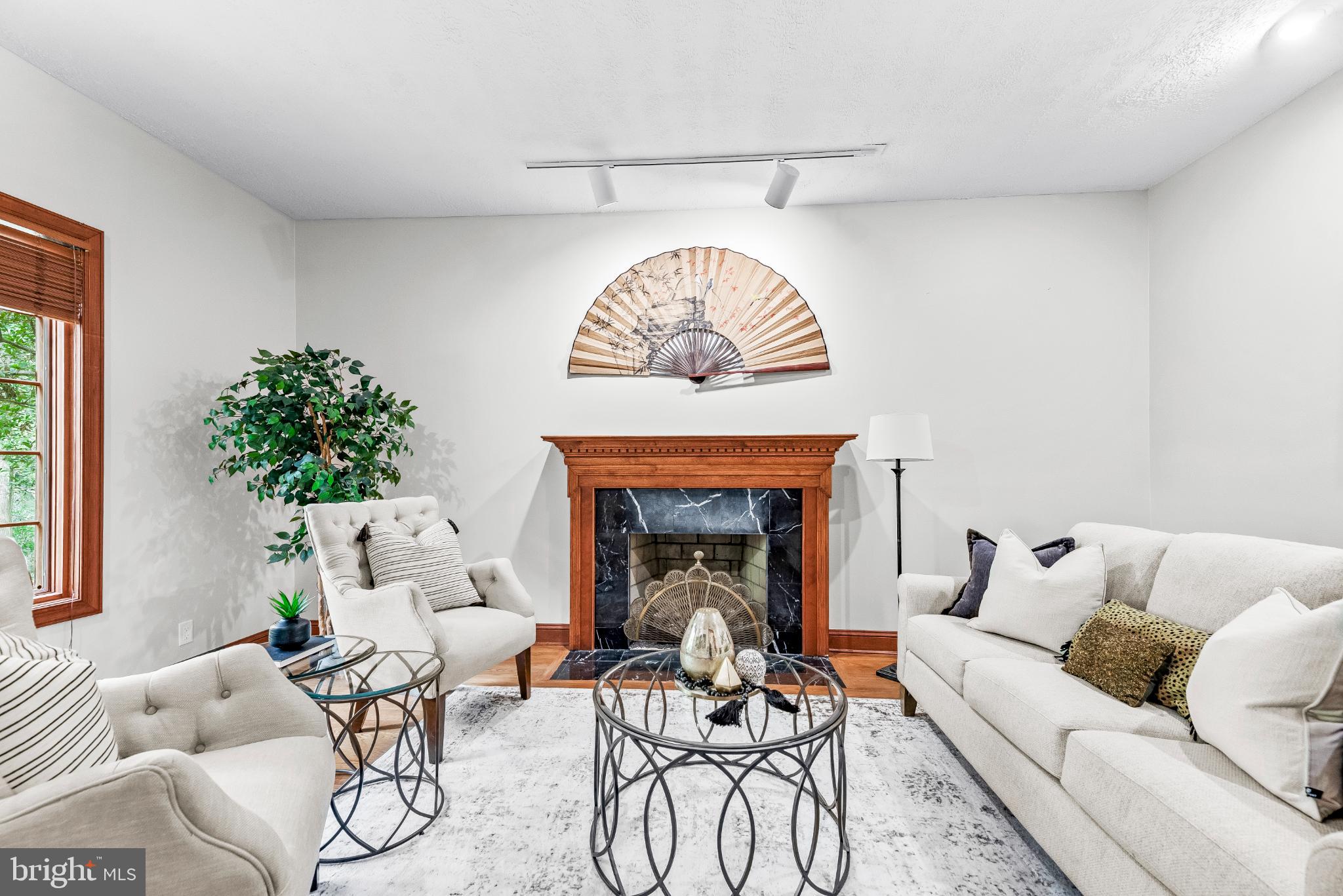 ST LEONARD SHORES - Residential