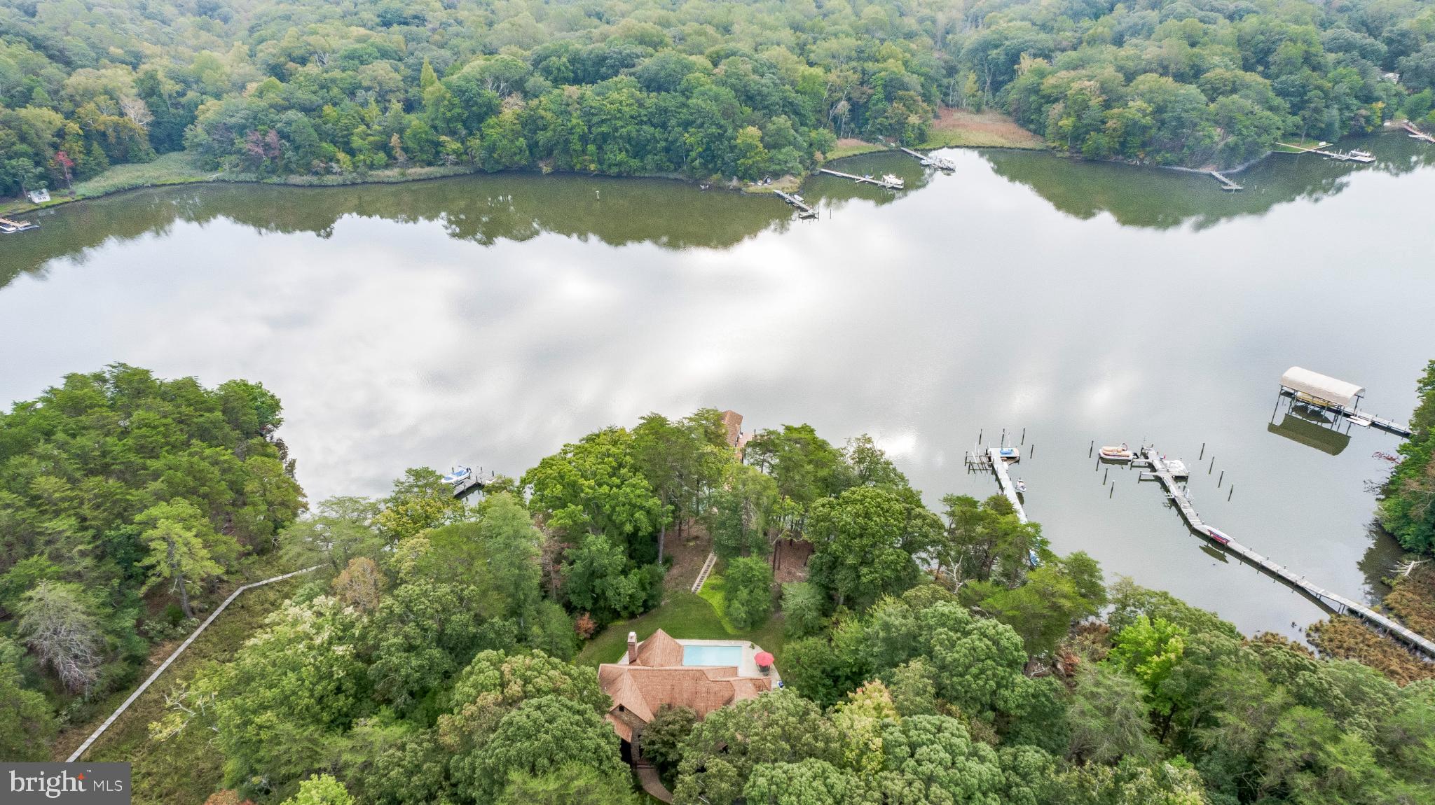 ST LEONARD SHORES - Residential