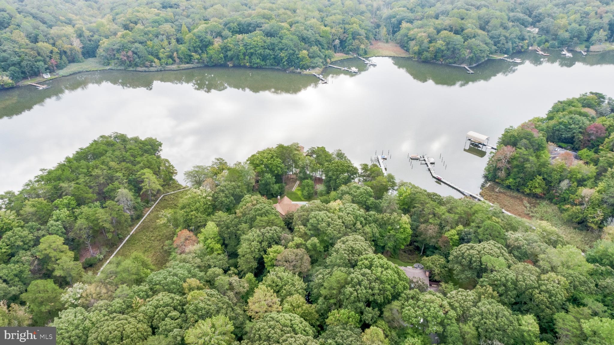 ST LEONARD SHORES - Residential