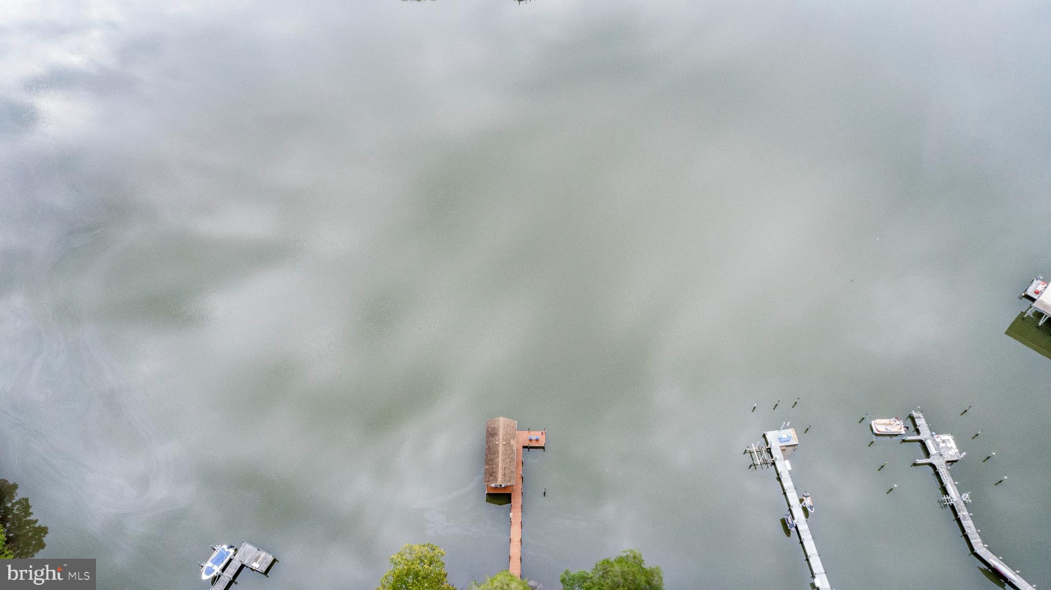 ST LEONARD SHORES - Residential