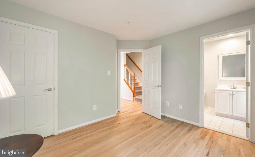 COURTHOUSE HILL - Residential Lease