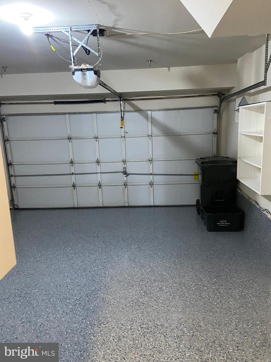 COURTHOUSE HILL - Residential Lease