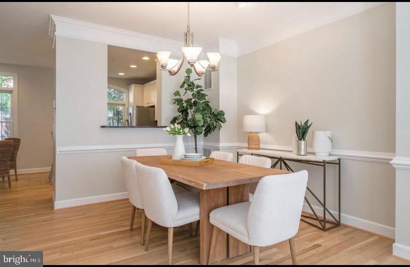 COURTHOUSE HILL - Residential Lease