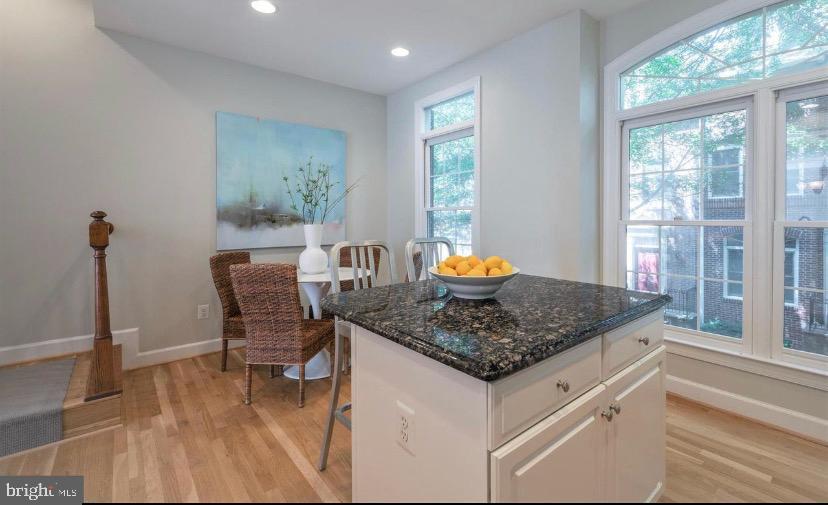 COURTHOUSE HILL - Residential Lease