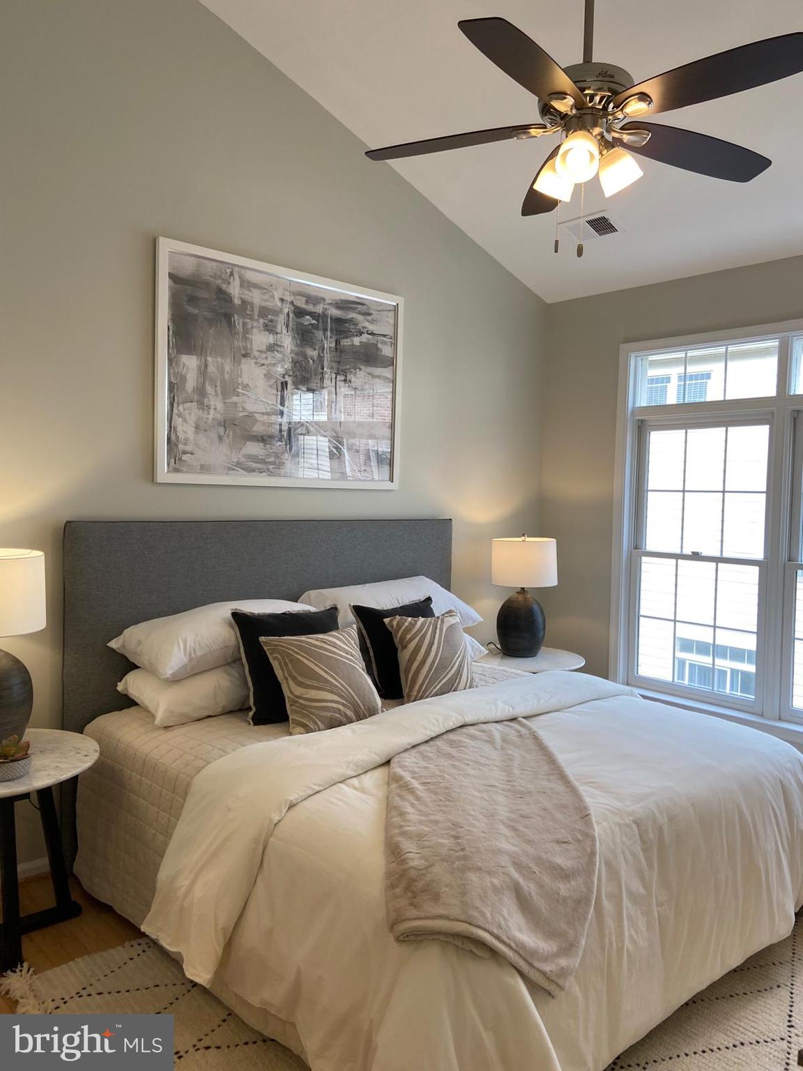 COURTHOUSE HILL - Residential Lease