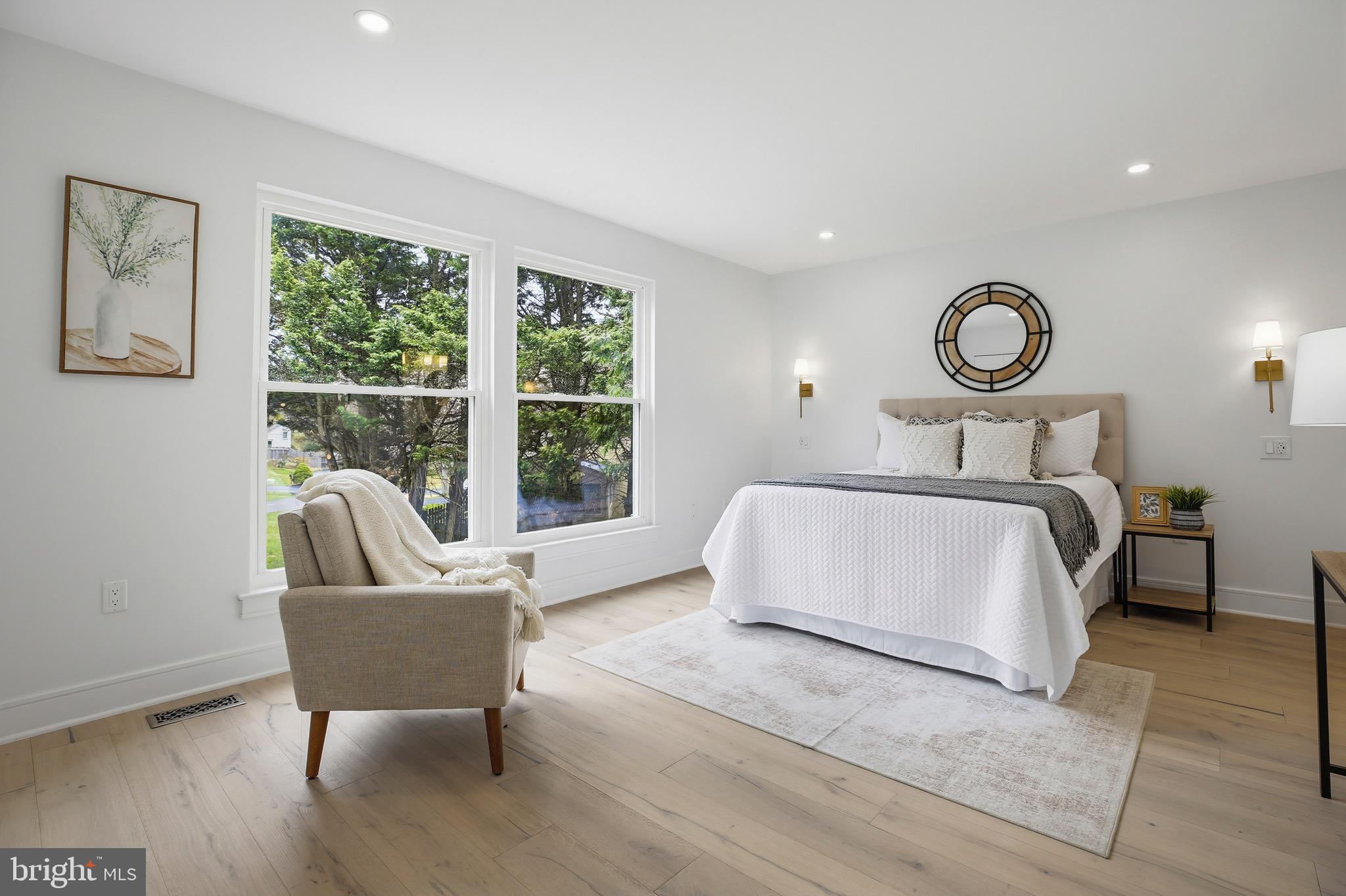 OAK SPRINGS - Residential