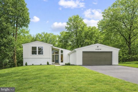 Photo of 14828 Fireside Drive, SILVER SPRING, MD 20905 (MLS # MDMC2224998)