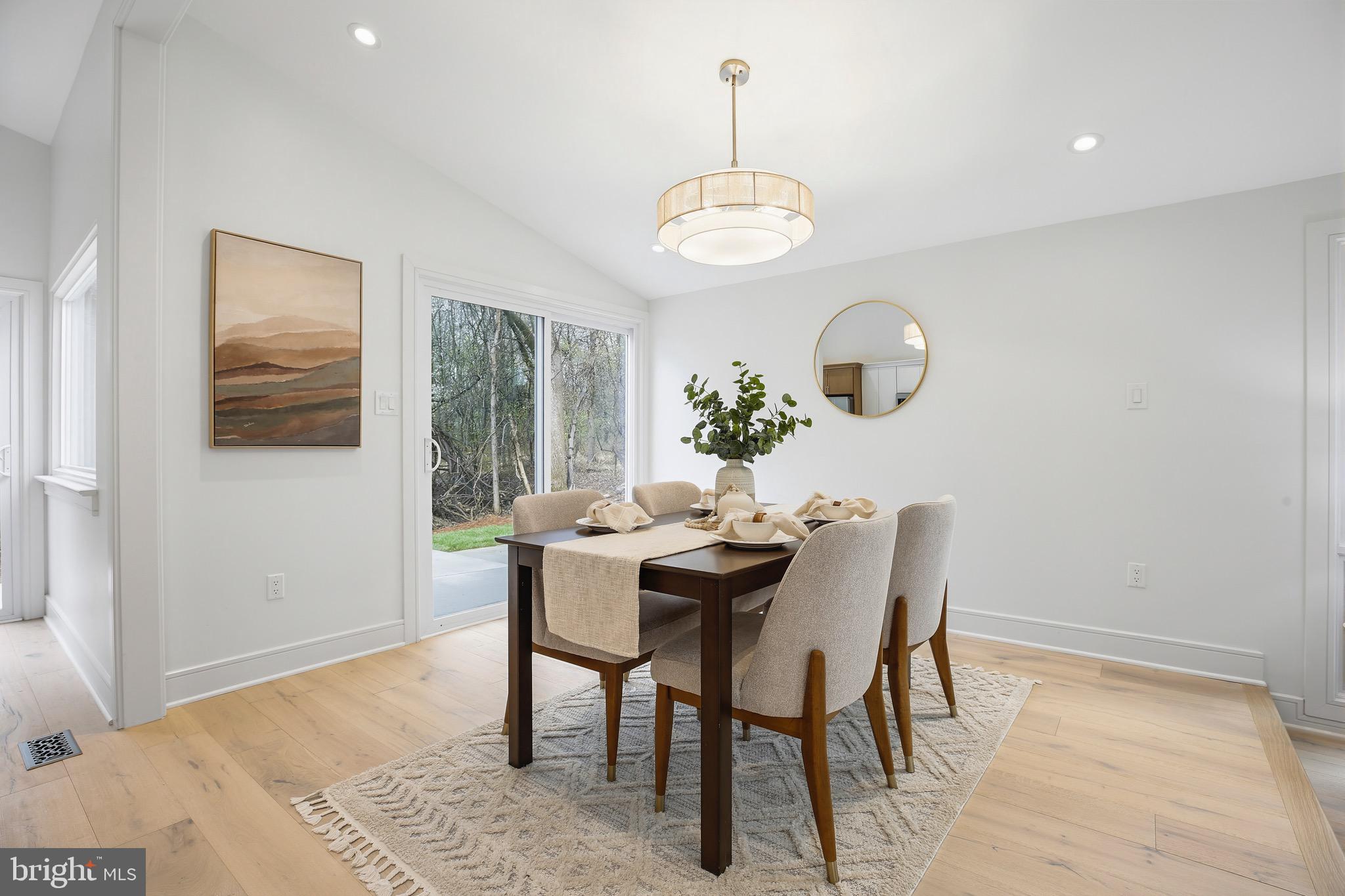 OAK SPRINGS - Residential