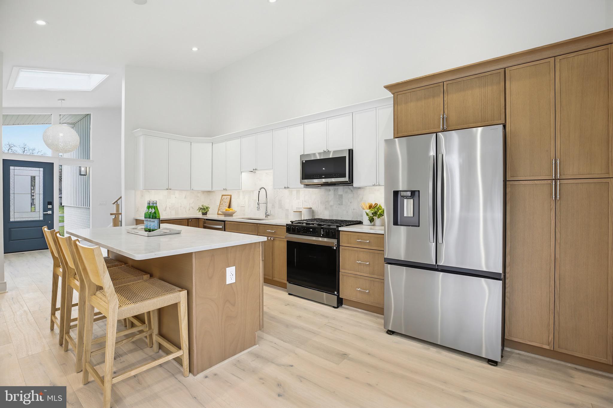 OAK SPRINGS - Residential