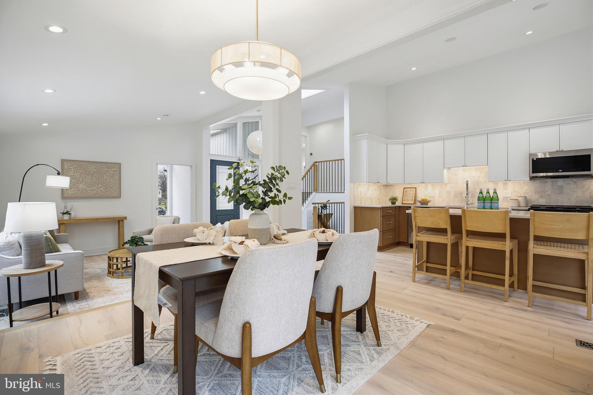 OAK SPRINGS - Residential