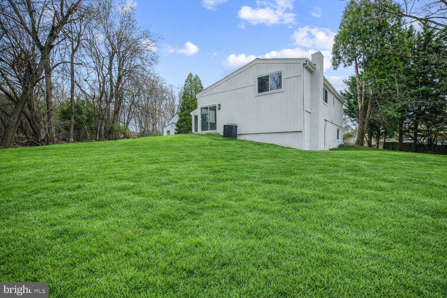 OAK SPRINGS - Residential