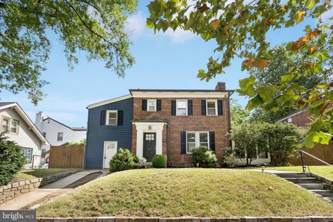 Photo of 2917 14th Street NE, WASHINGTON, DC 20017 (MLS # DCDC2222468)