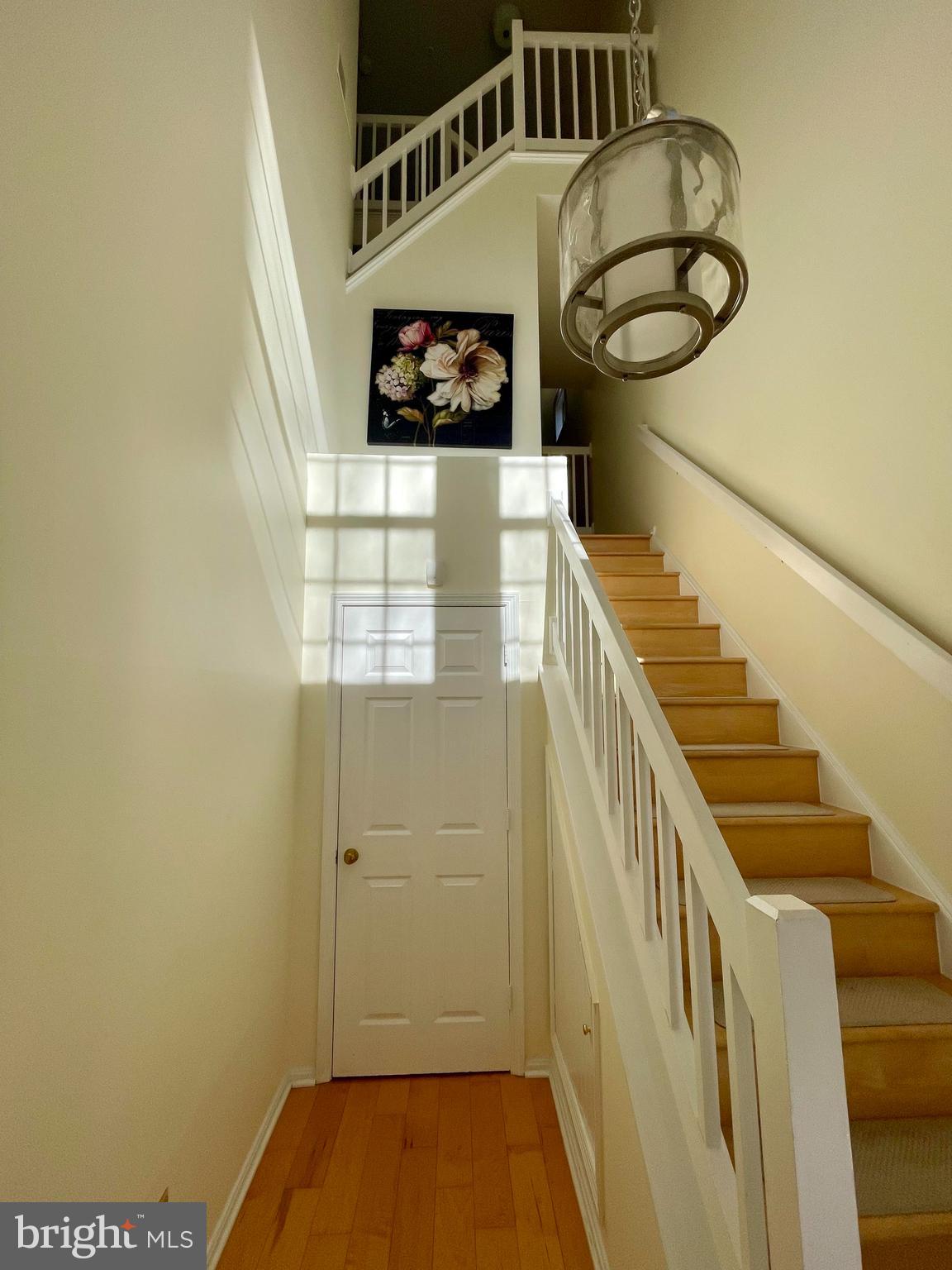 1369 GARDEN WALL CIRCLE 714