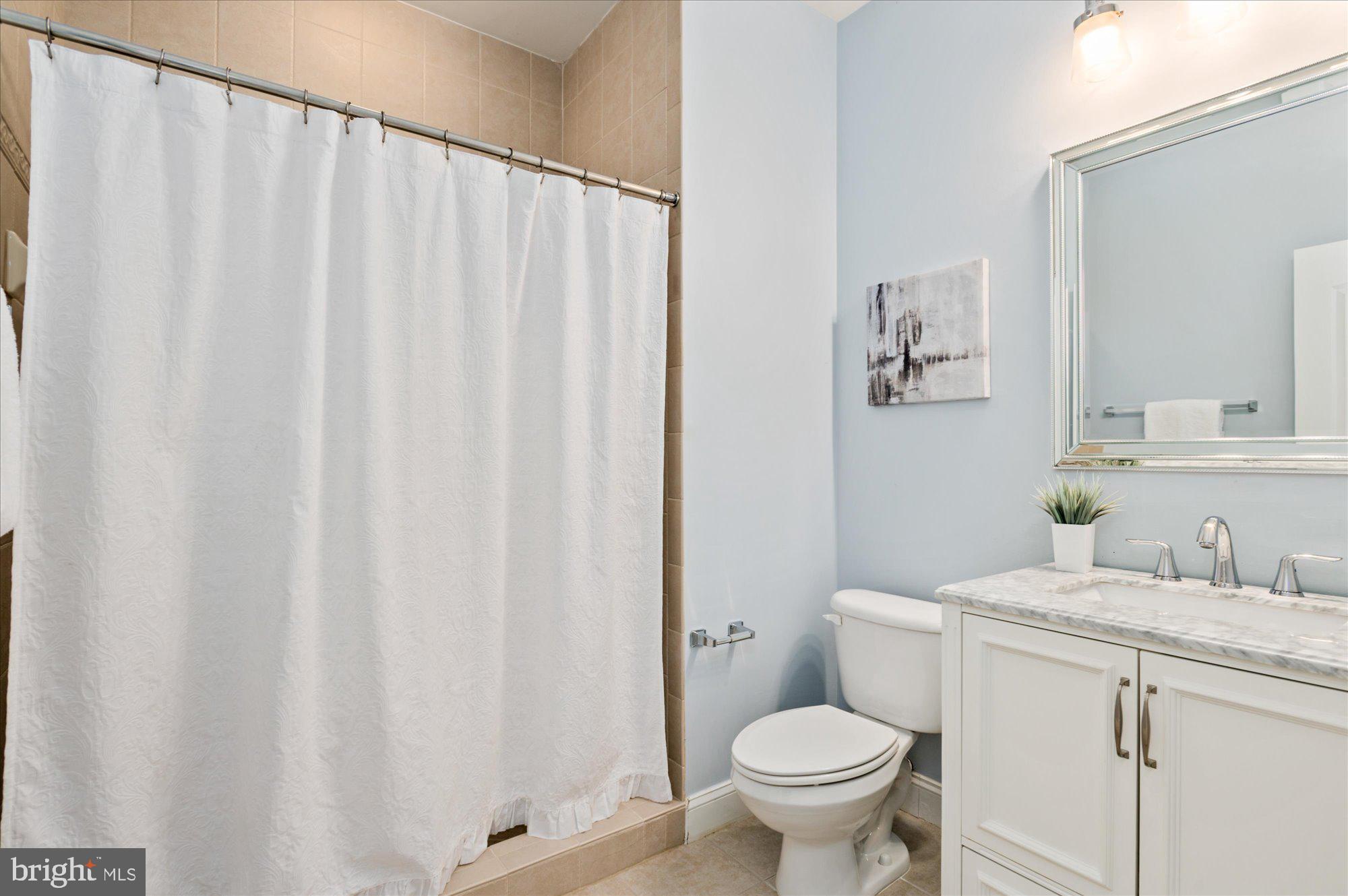 BERKSHIRE OAKWOOD - Residential