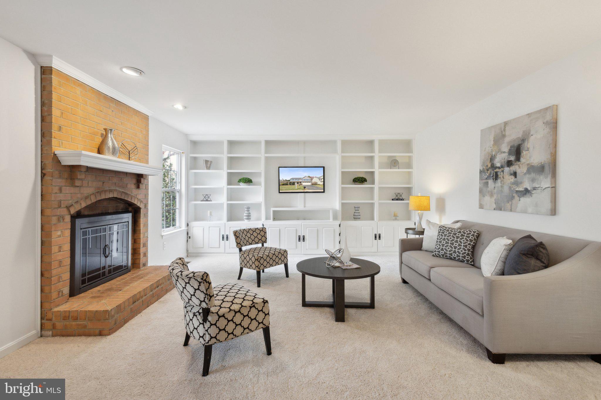 BLOOMS CROSSING - Residential