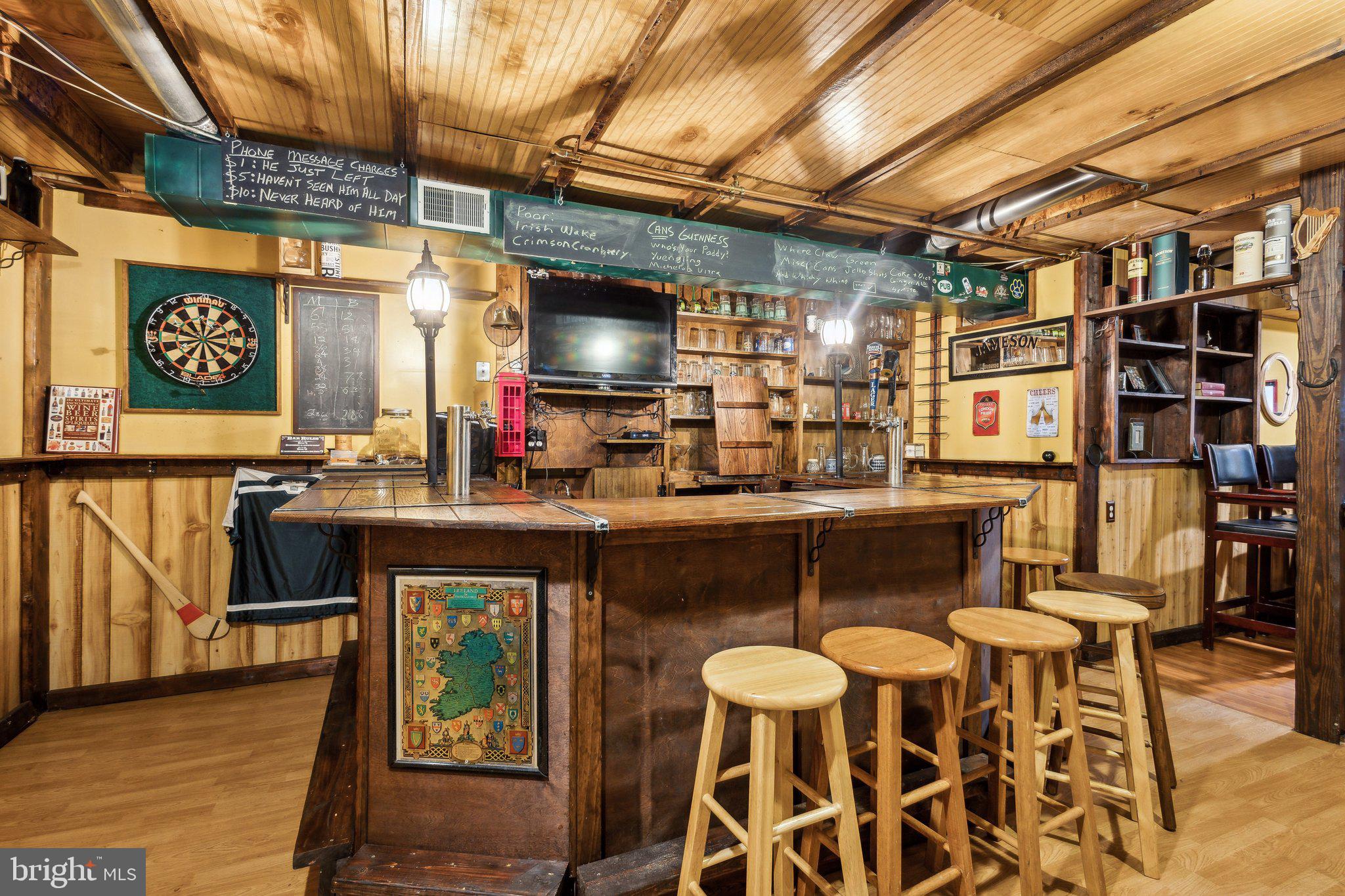 BLOOMS CROSSING - Residential