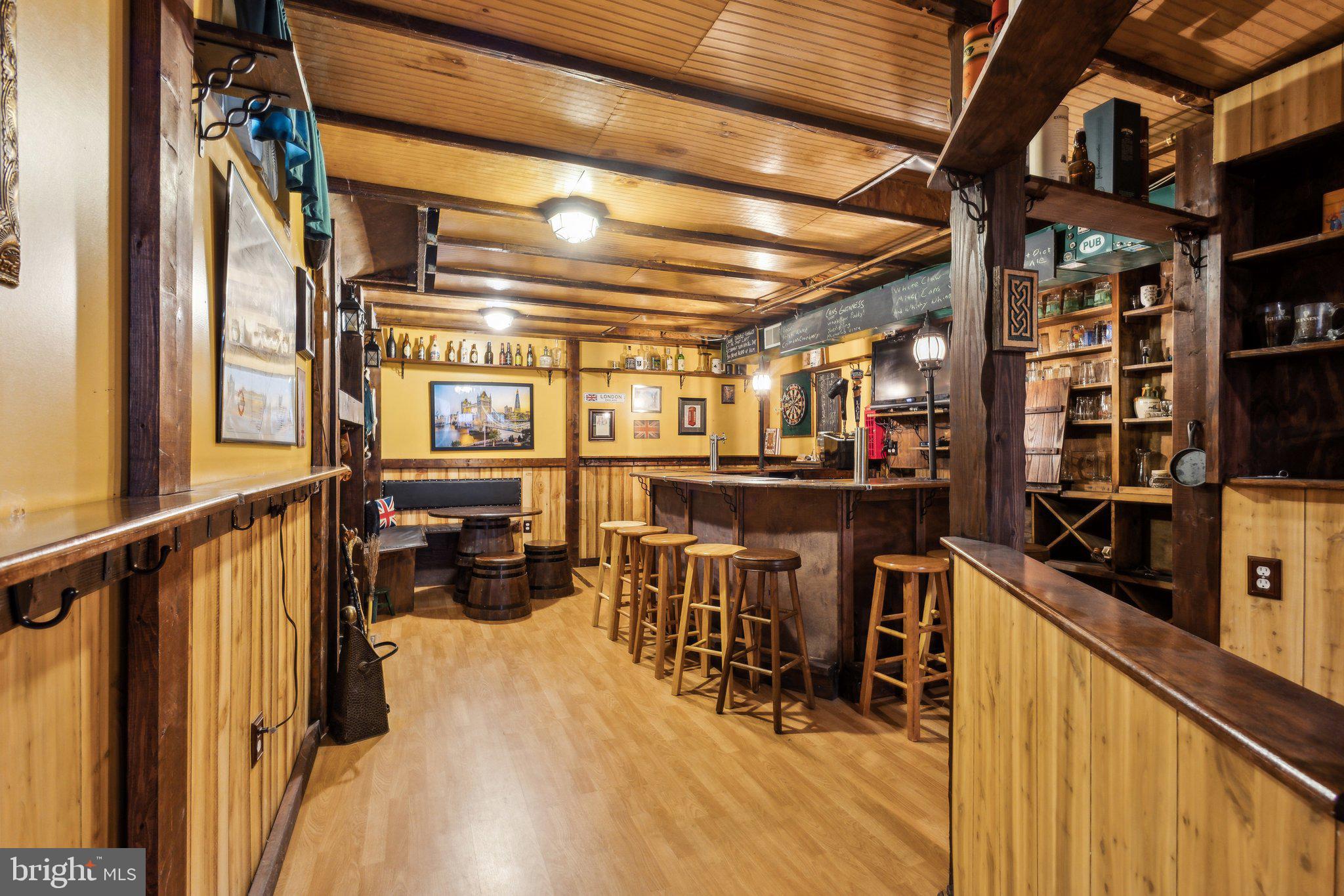 BLOOMS CROSSING - Residential