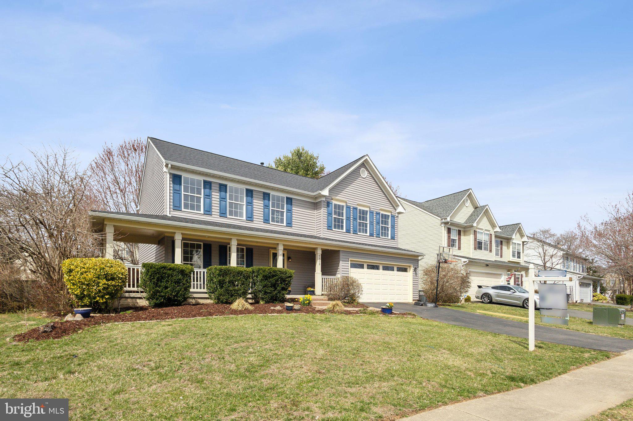 BLOOMS CROSSING - Residential