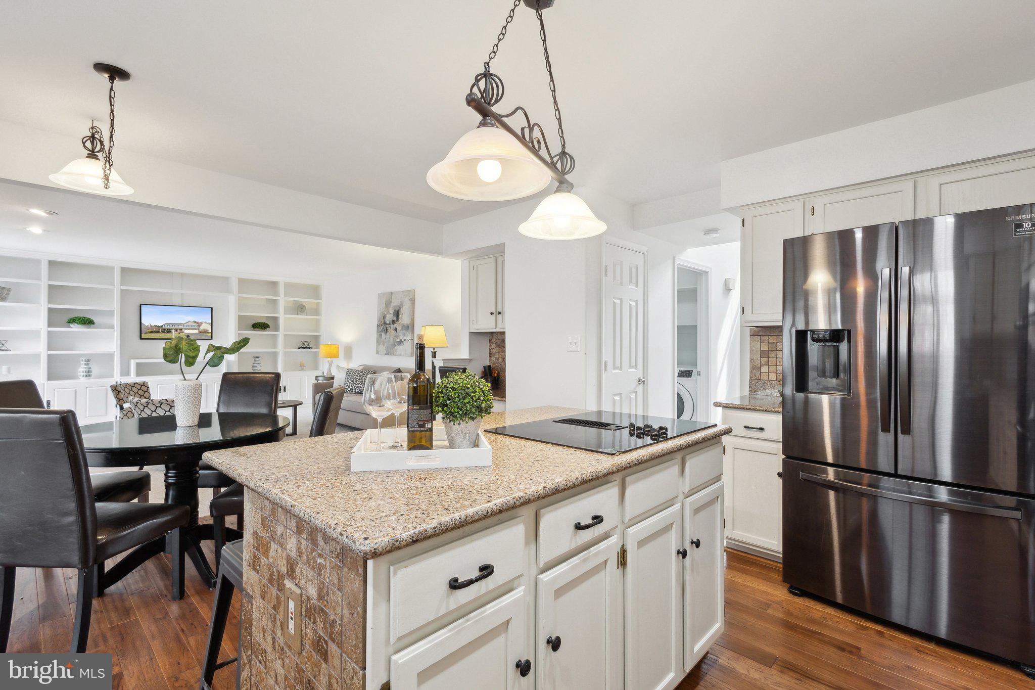 BLOOMS CROSSING - Residential