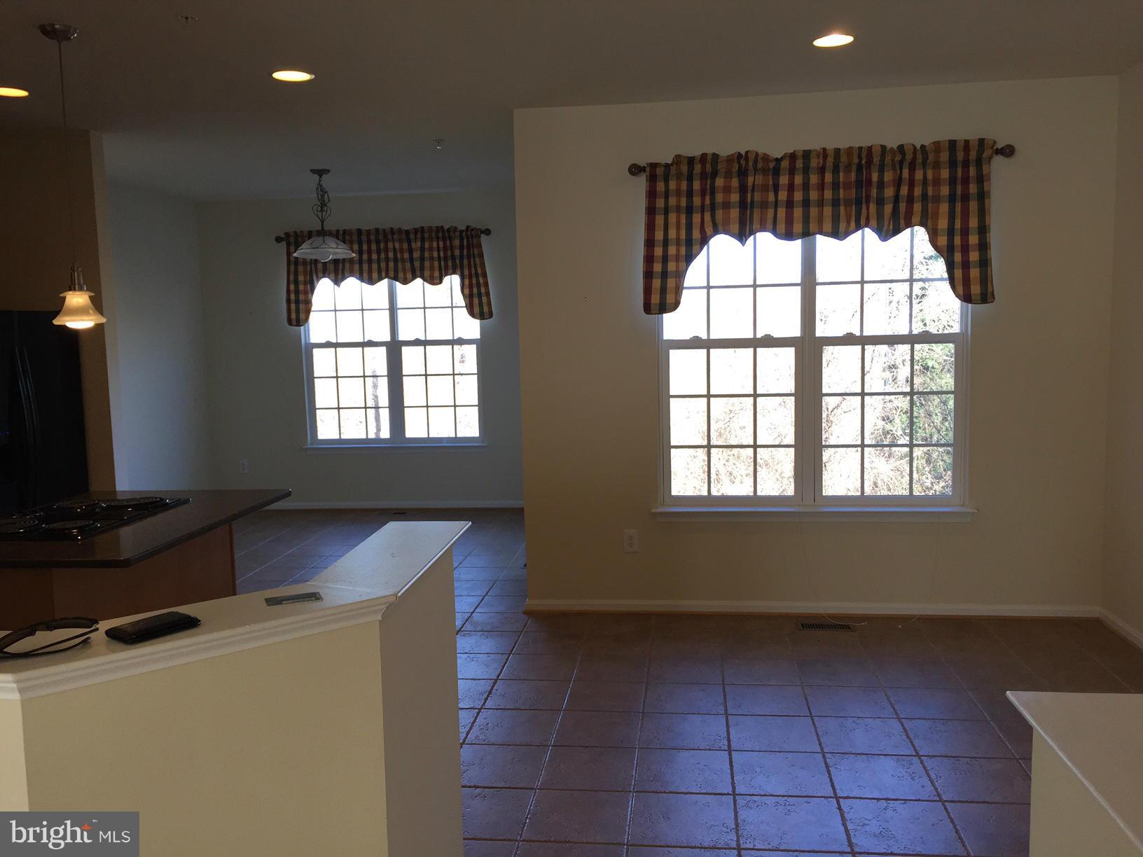 PINEY ORCHARD - Residential Lease