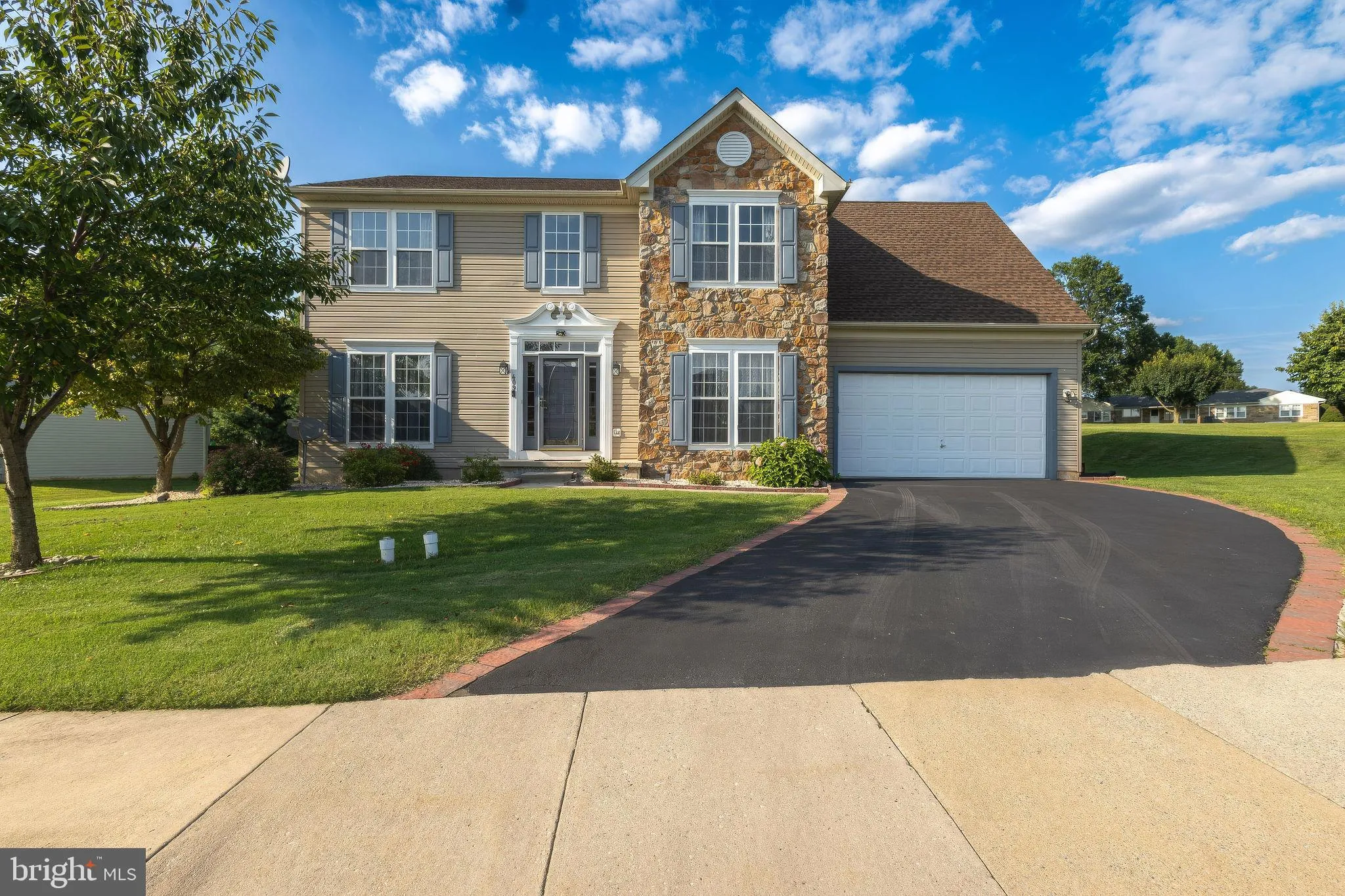 Oxford, Pennsylvania 19363, United States, 4 Bedrooms Bedrooms, ,3 BathroomsBathrooms,Residential,Active,187558