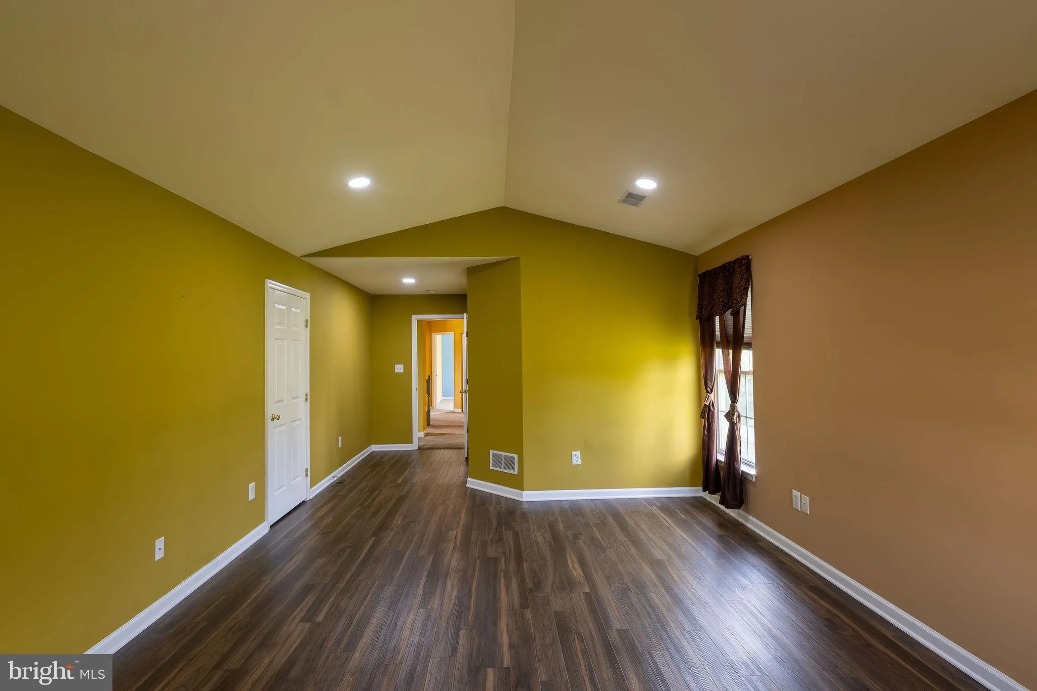 Oxford, Pennsylvania 19363, United States, 4 Bedrooms Bedrooms, ,3 BathroomsBathrooms,Residential,Active,187558