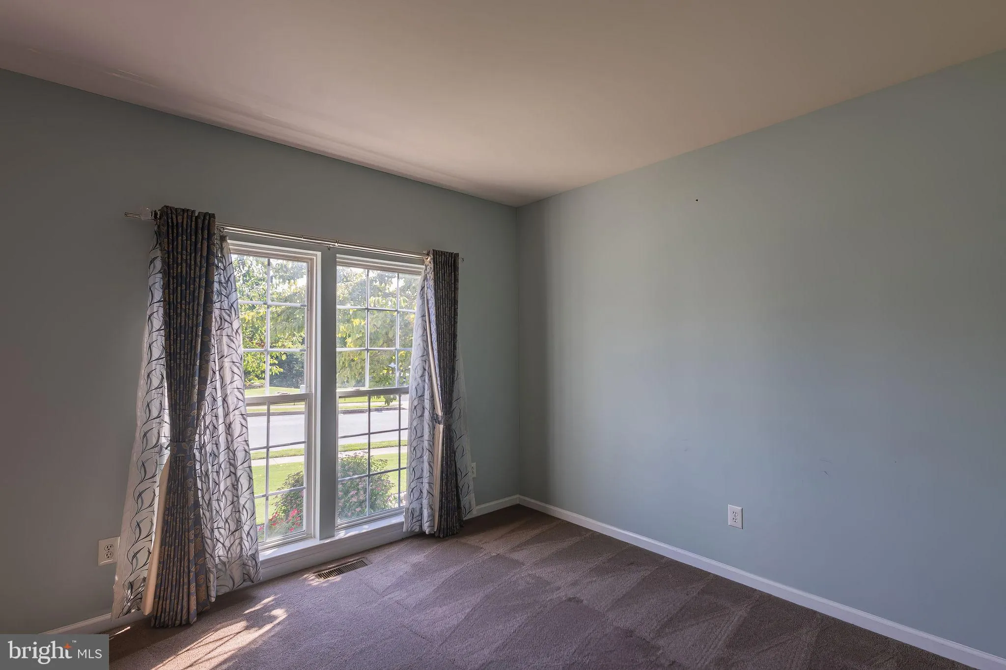 Oxford, Pennsylvania 19363, United States, 4 Bedrooms Bedrooms, ,3 BathroomsBathrooms,Residential,Active,187558