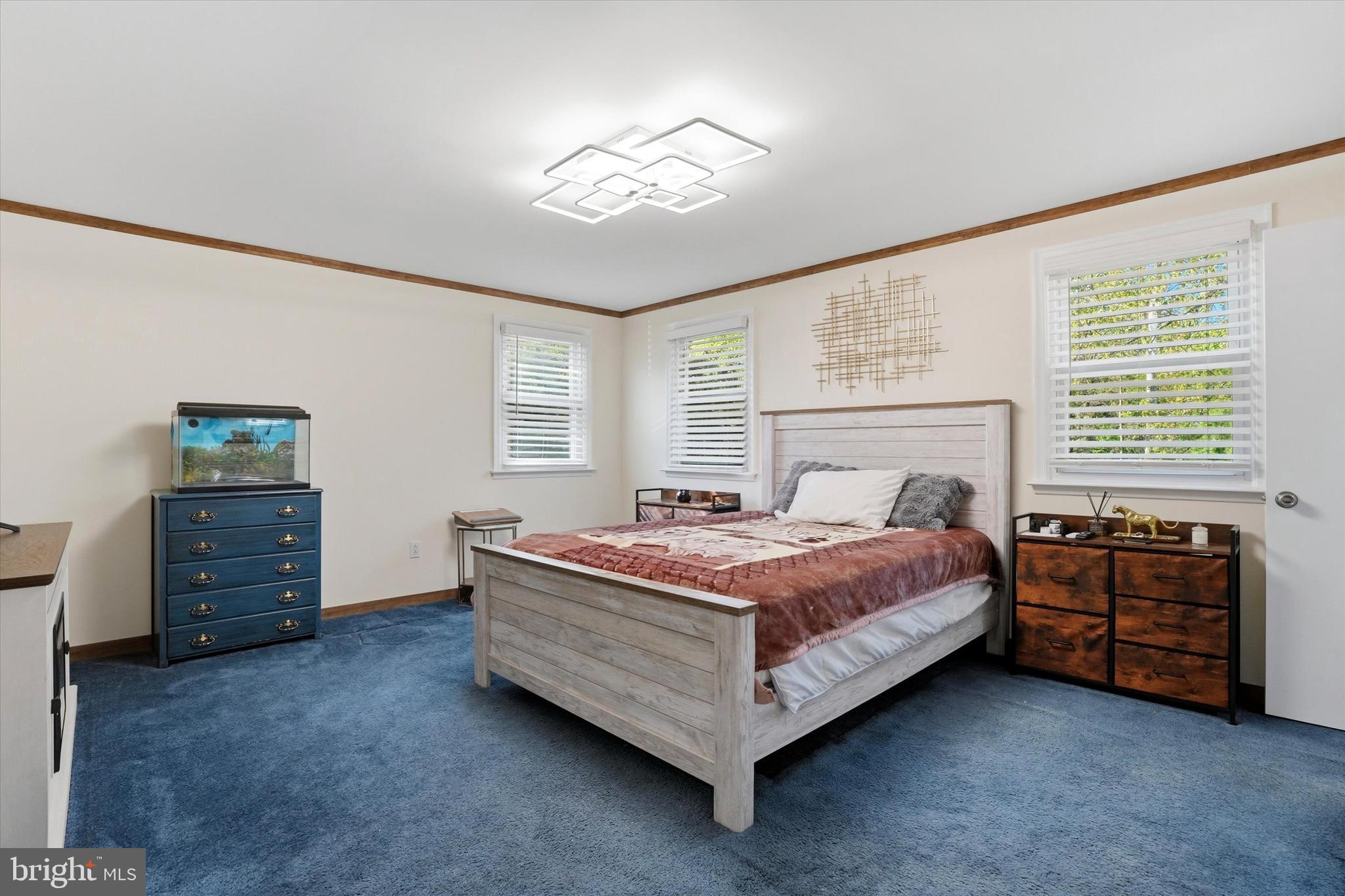 HUNTINGDON VALLEY - Residential