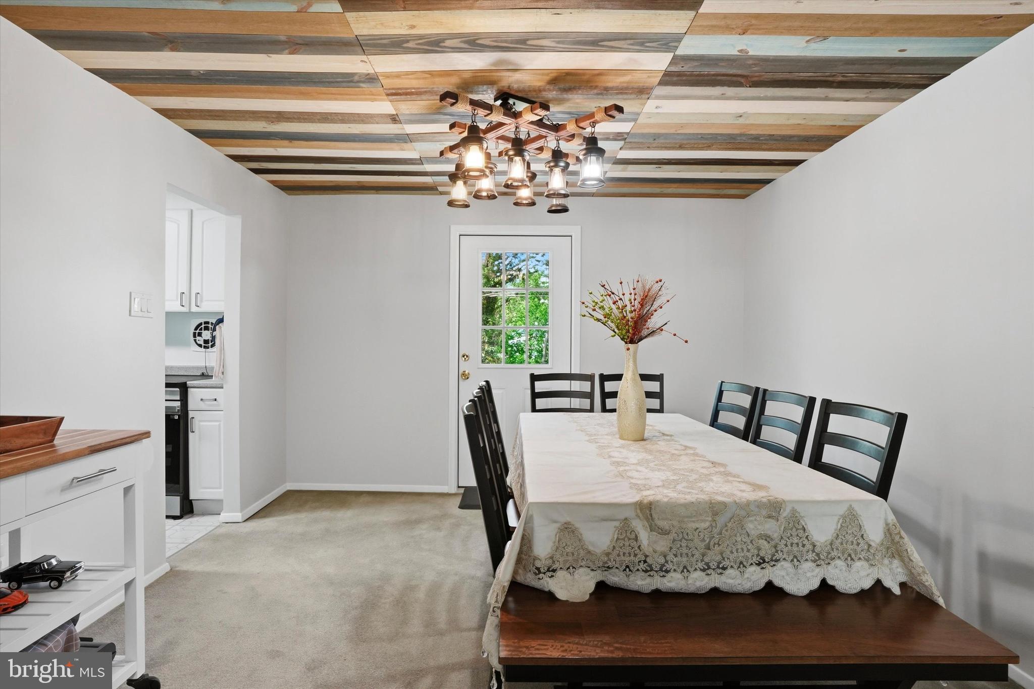 HUNTINGDON VALLEY - Residential