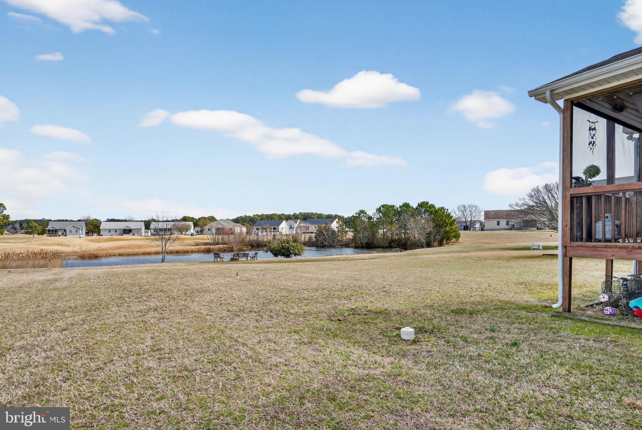 CAPTAIN'S COVE - Residential