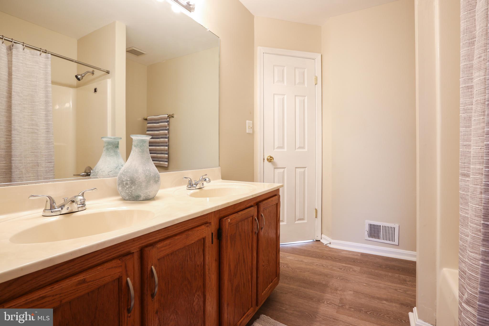 COMMONS OF AVALON - Residential