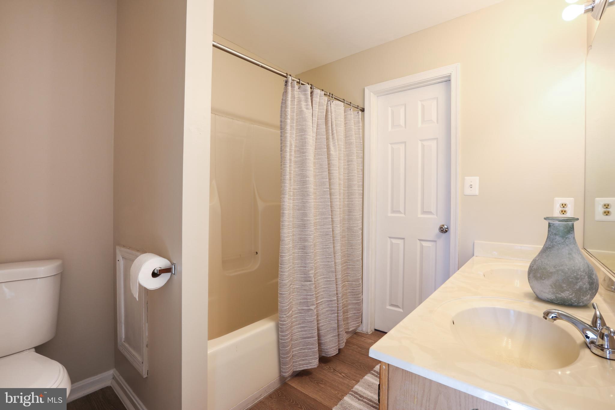 COMMONS OF AVALON - Residential