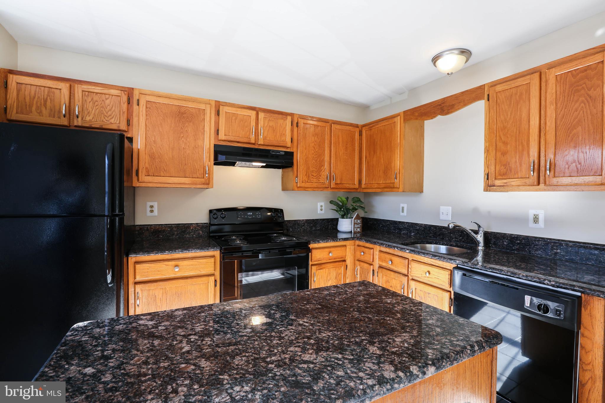 COMMONS OF AVALON - Residential