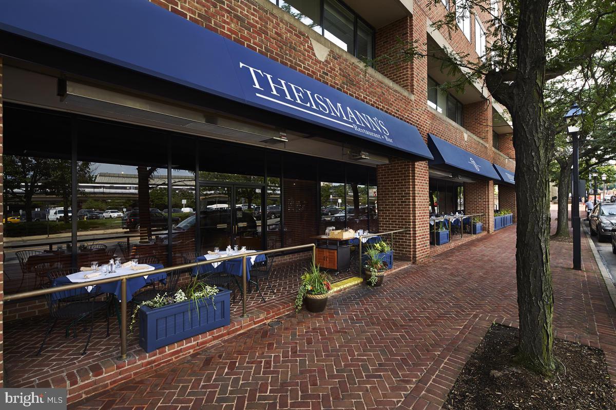 THE ROYALTON - Residential Lease