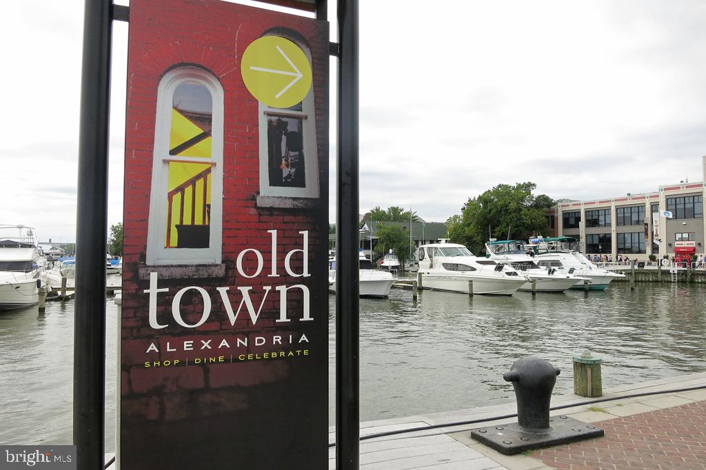 THE ROYALTON - Residential Lease